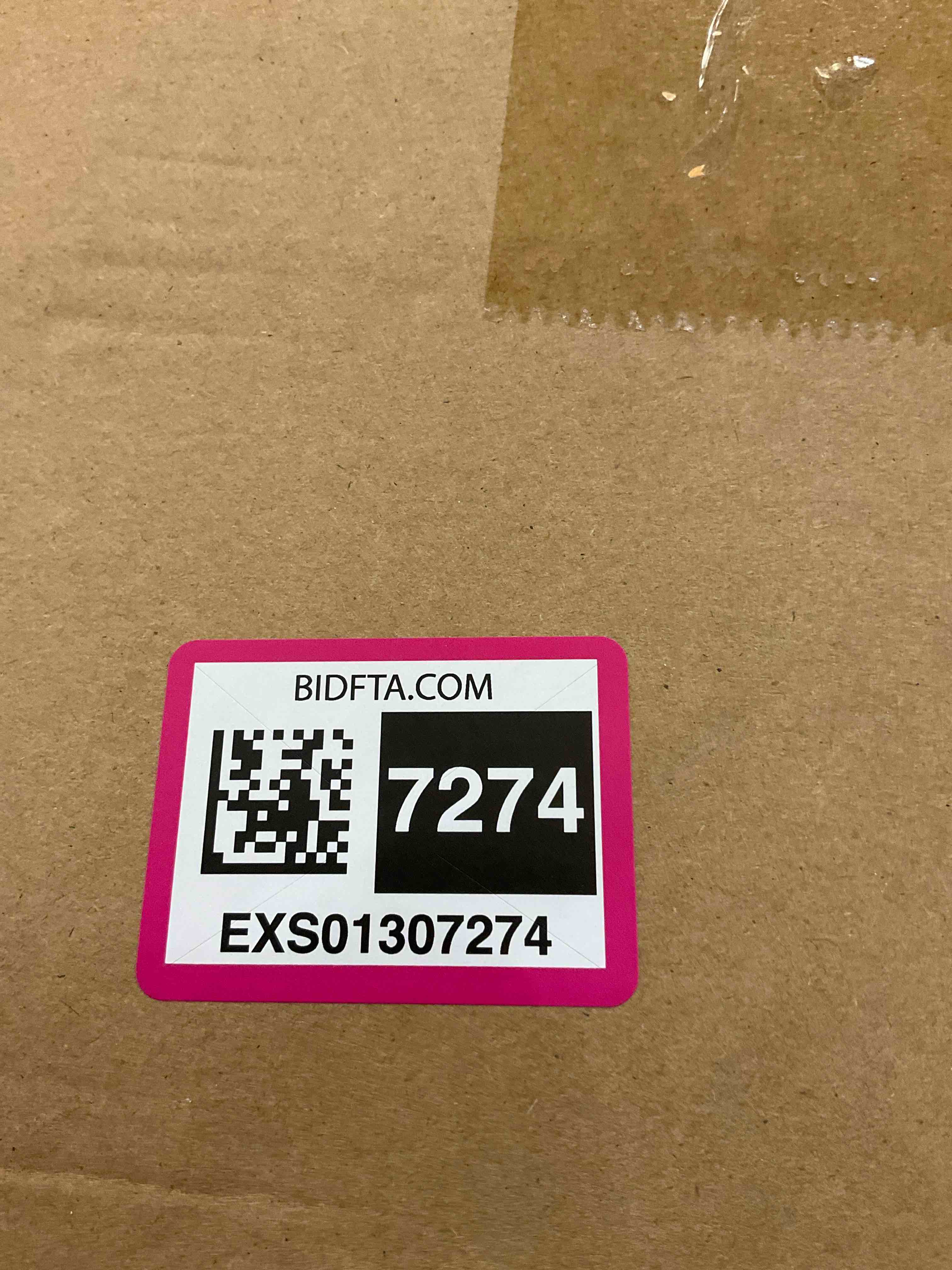 https://s3.amazonaws.com/lotting-images-prod/BargainHunt/EXS01307274_1711552794892.jpeg