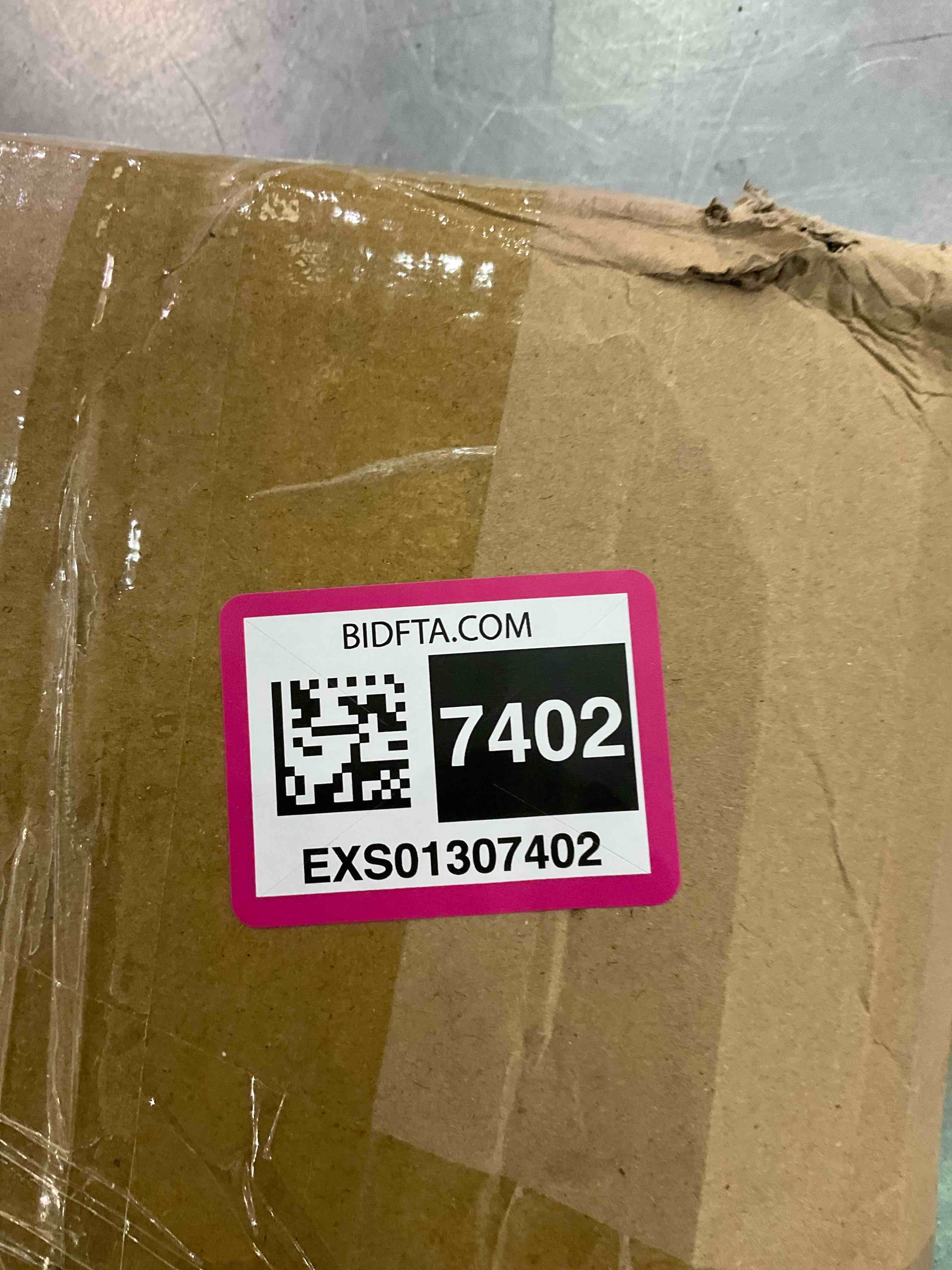 https://s3.amazonaws.com/lotting-images-prod/BargainHunt/EXS01307402_1711630346984.jpeg