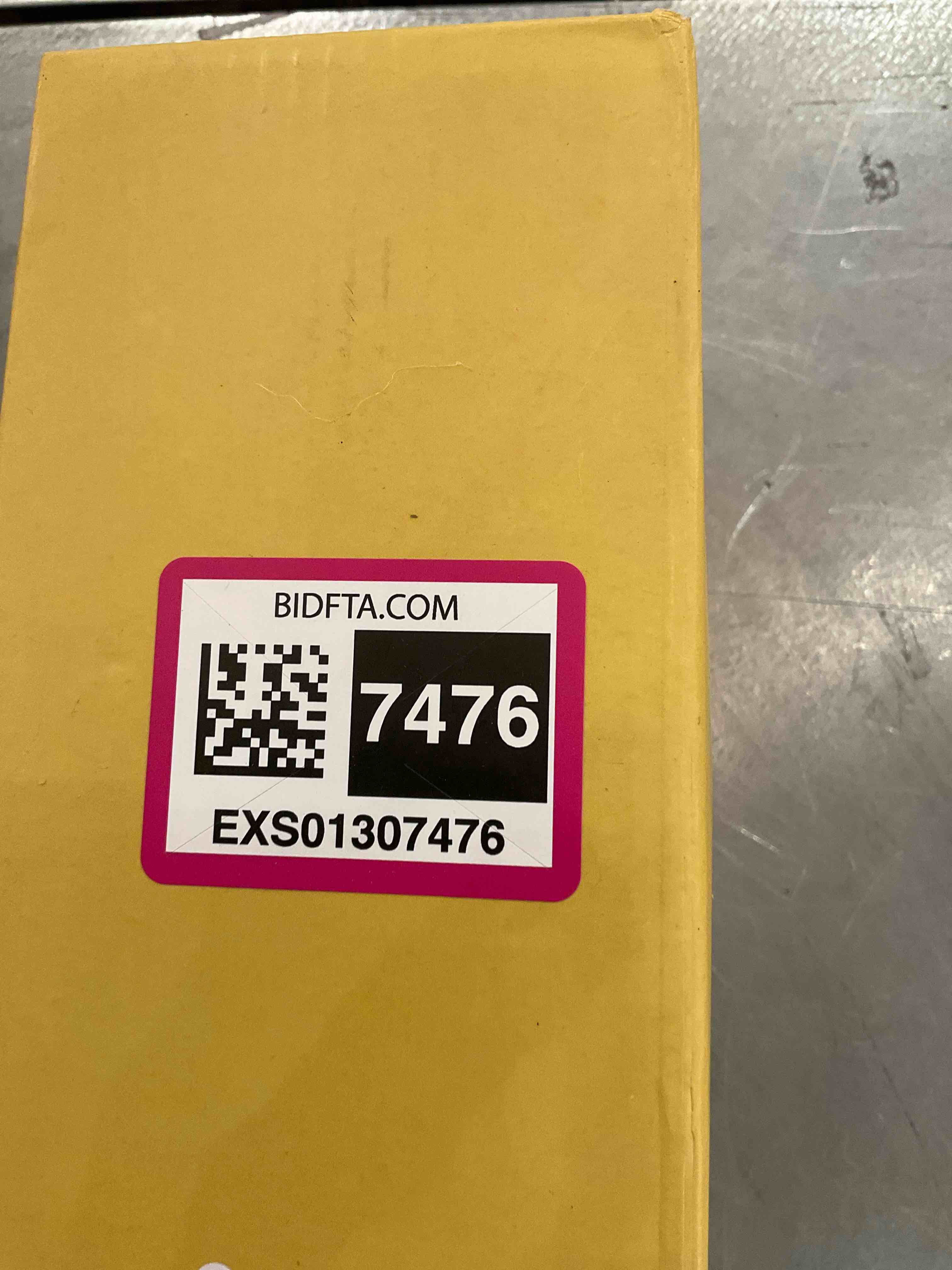 https://s3.amazonaws.com/lotting-images-prod/BargainHunt/EXS01307476_1711641117676.jpeg
