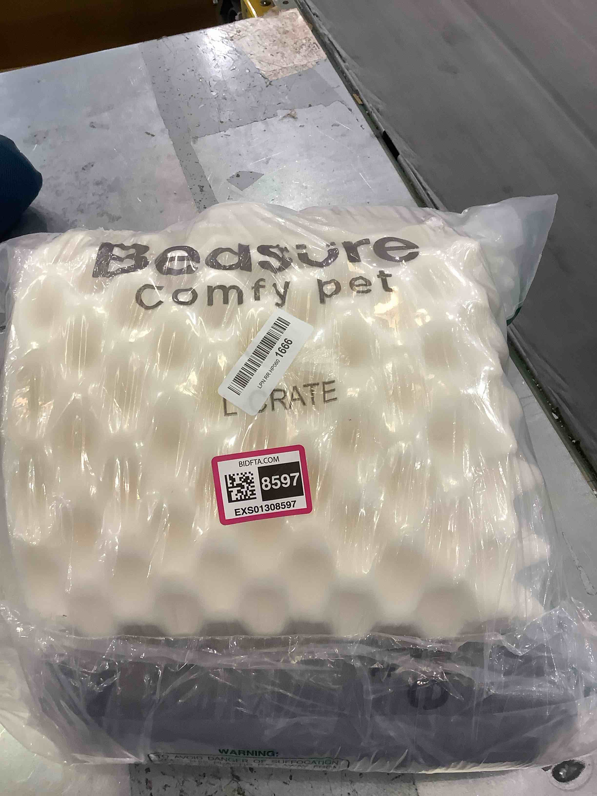 https://s3.amazonaws.com/lotting-images-prod/BargainHunt/EXS01308597_1710859634940.jpeg