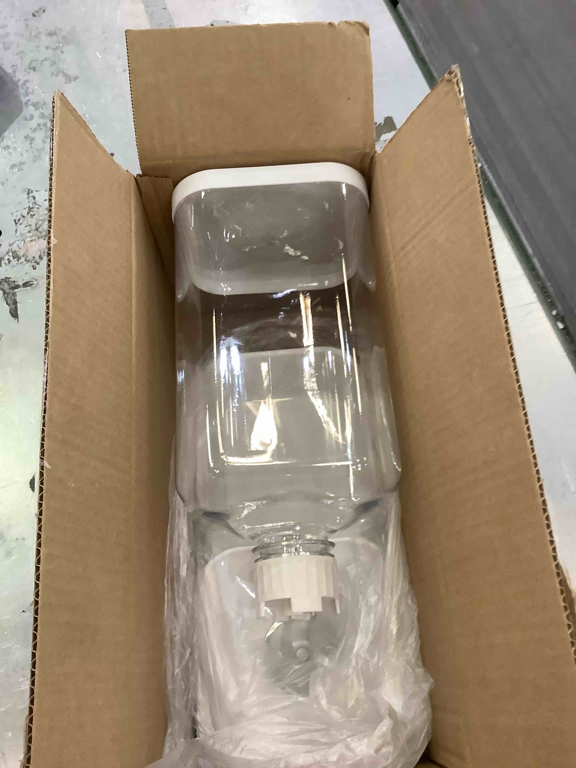 https://s3.amazonaws.com/lotting-images-prod/BargainHunt/EXS01308614_1710861150562.jpeg