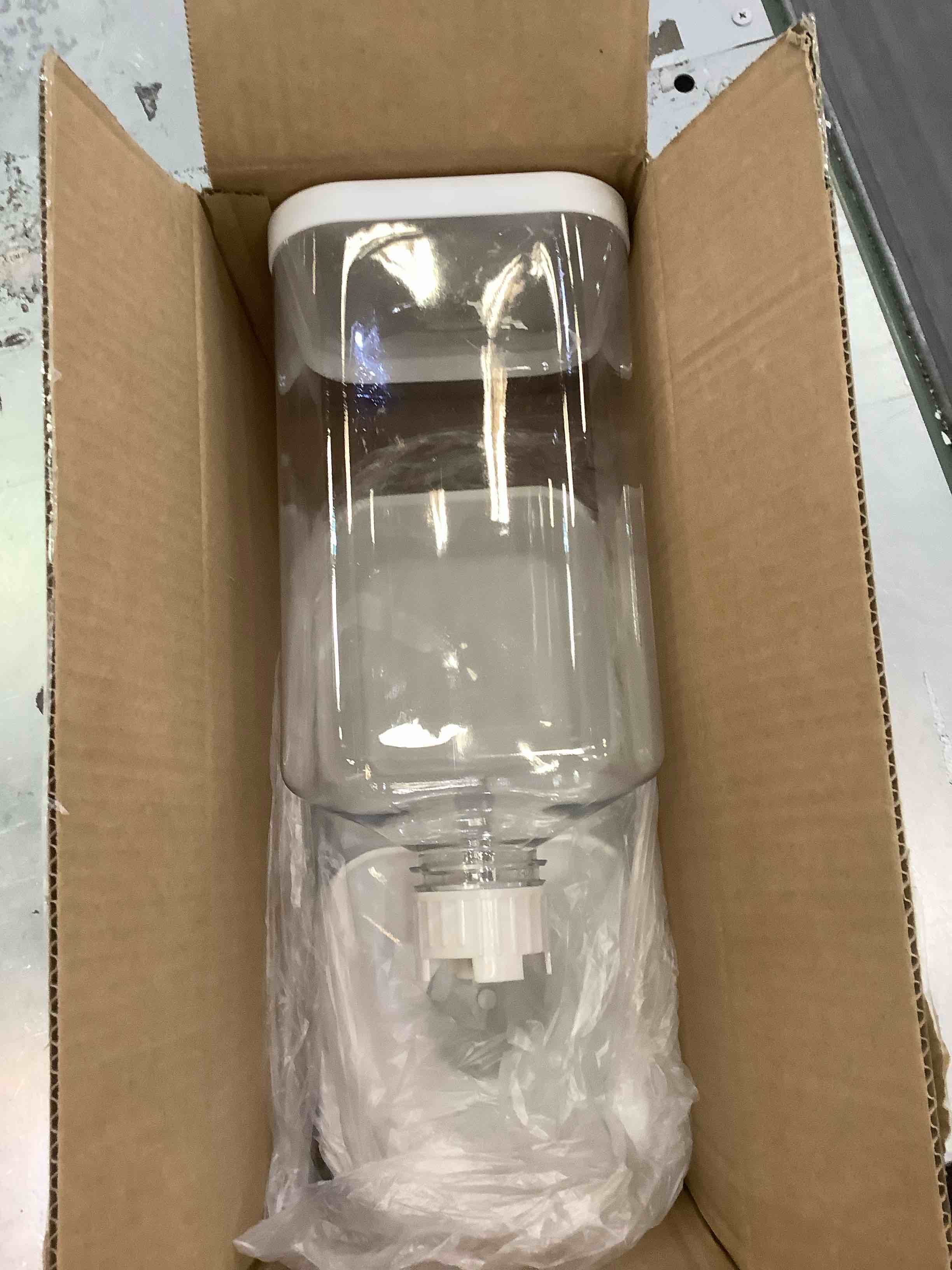 https://s3.amazonaws.com/lotting-images-prod/BargainHunt/EXS01308614_1710861152344.jpeg