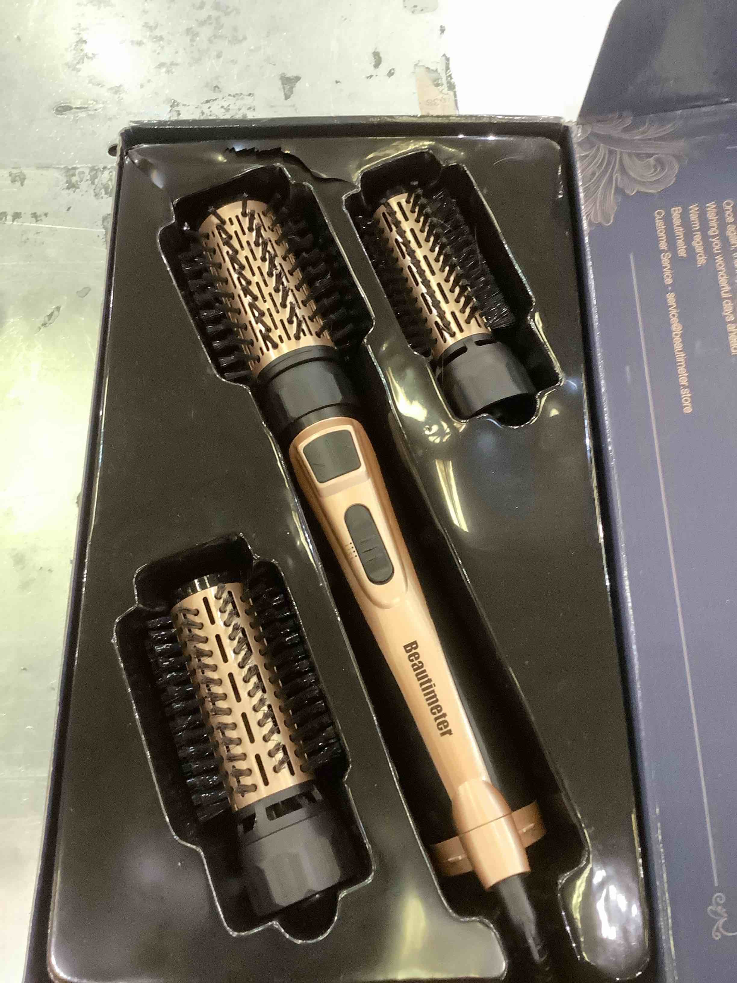 https://s3.amazonaws.com/lotting-images-prod/BargainHunt/EXS01308764_1710943072680.jpeg