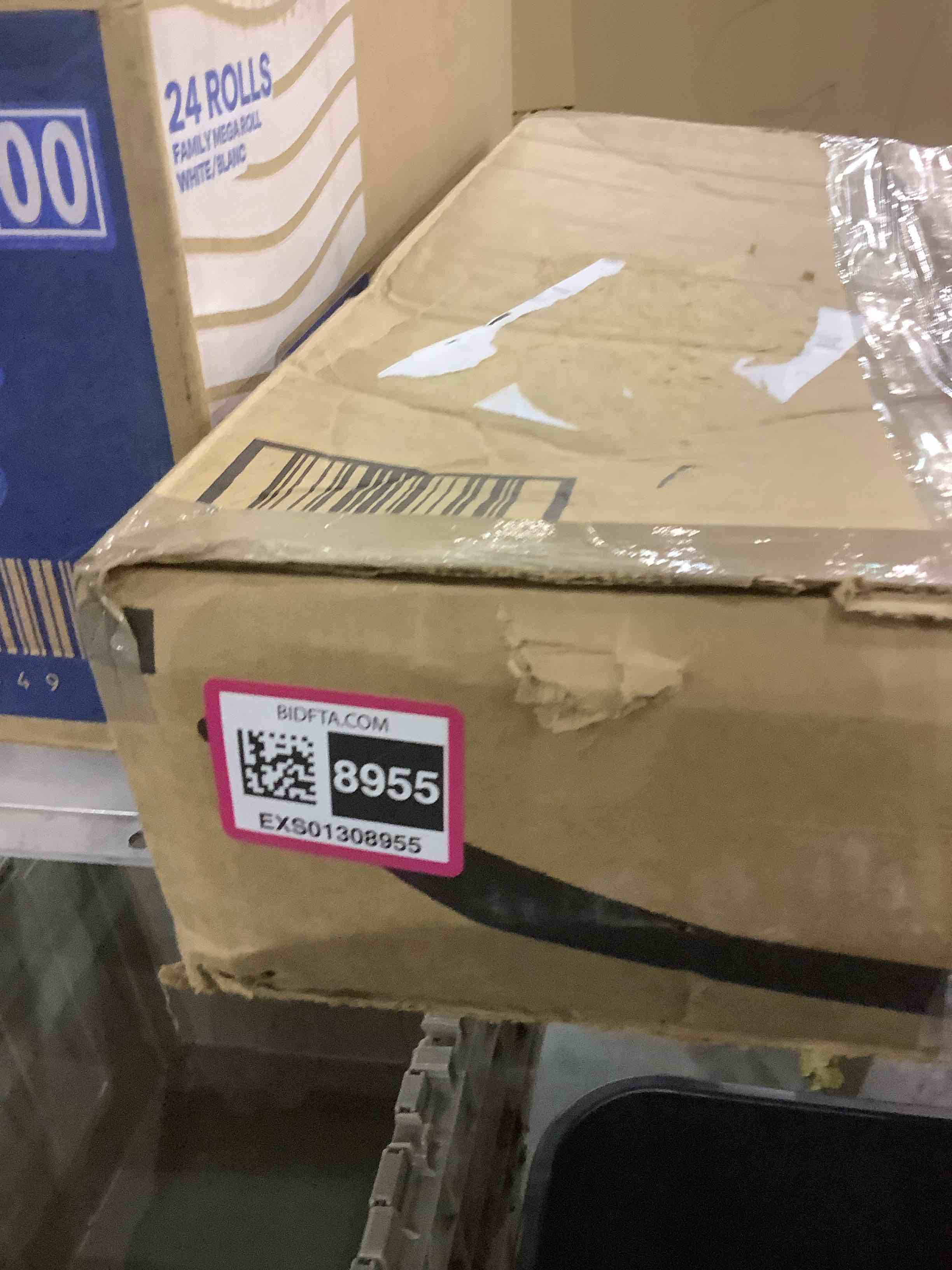 https://s3.amazonaws.com/lotting-images-prod/BargainHunt/EXS01308955_1711024340223.jpeg