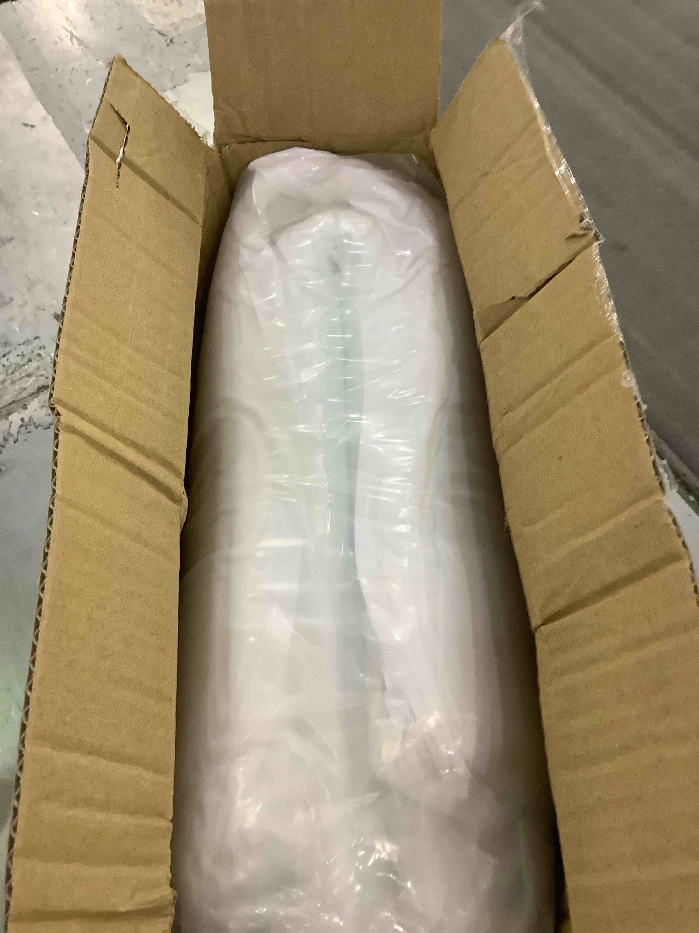 https://s3.amazonaws.com/lotting-images-prod/BargainHunt/EXS01308962_1711025230859.jpeg