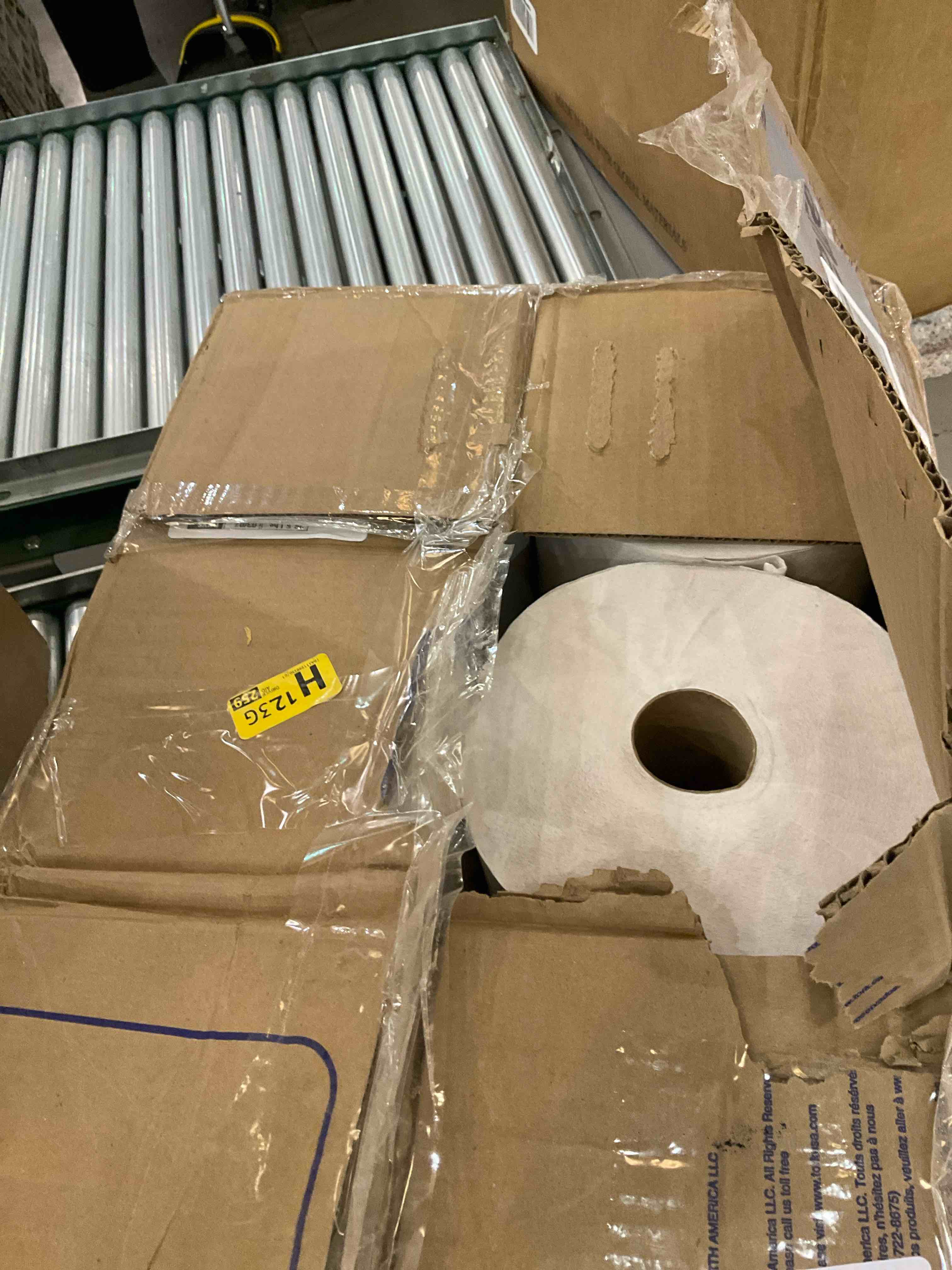 https://s3.amazonaws.com/lotting-images-prod/BargainHunt/EXS01309664_1710775846485.jpeg