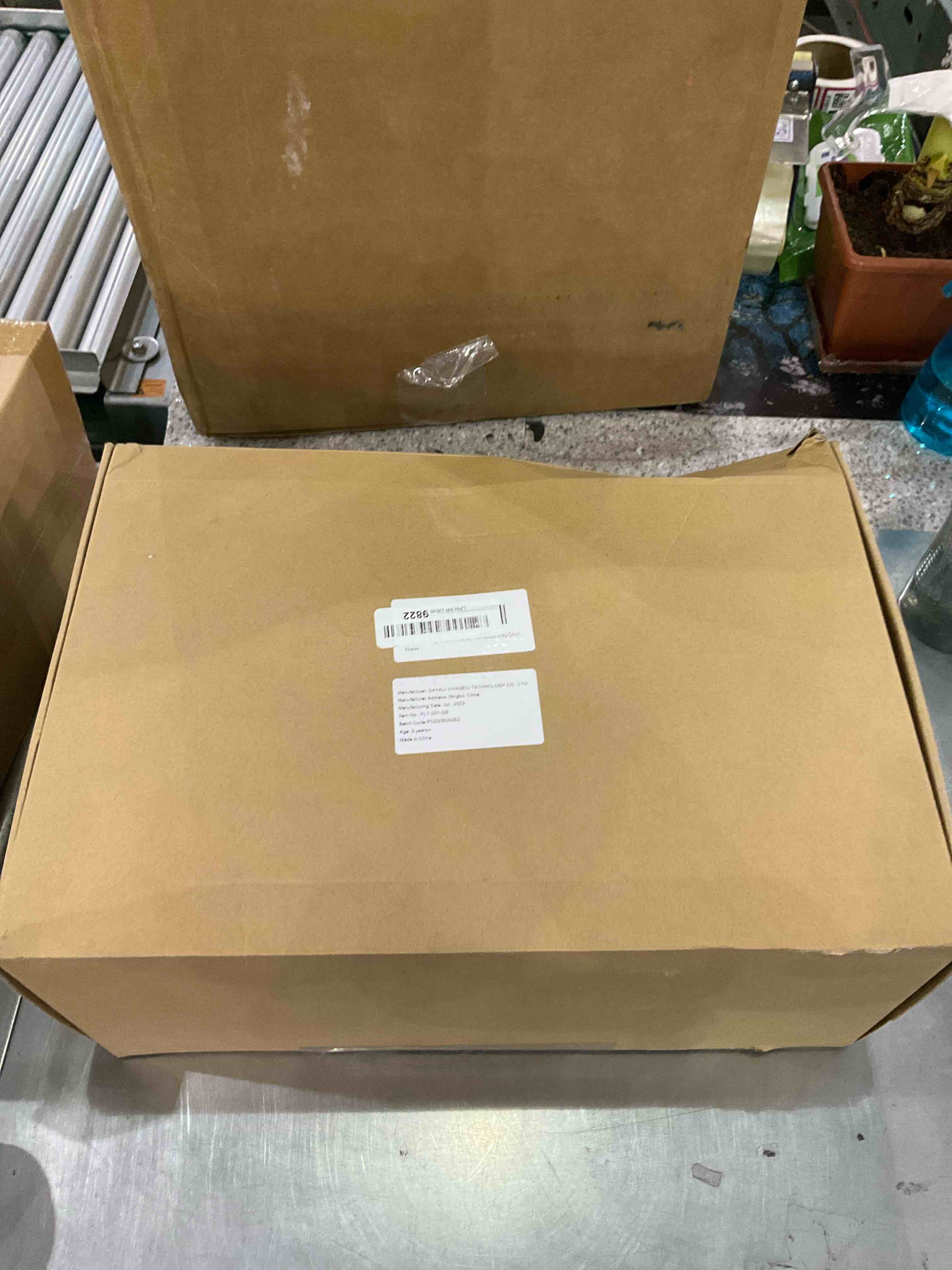 https://s3.amazonaws.com/lotting-images-prod/BargainHunt/EXS01309774_1710850605355.jpeg