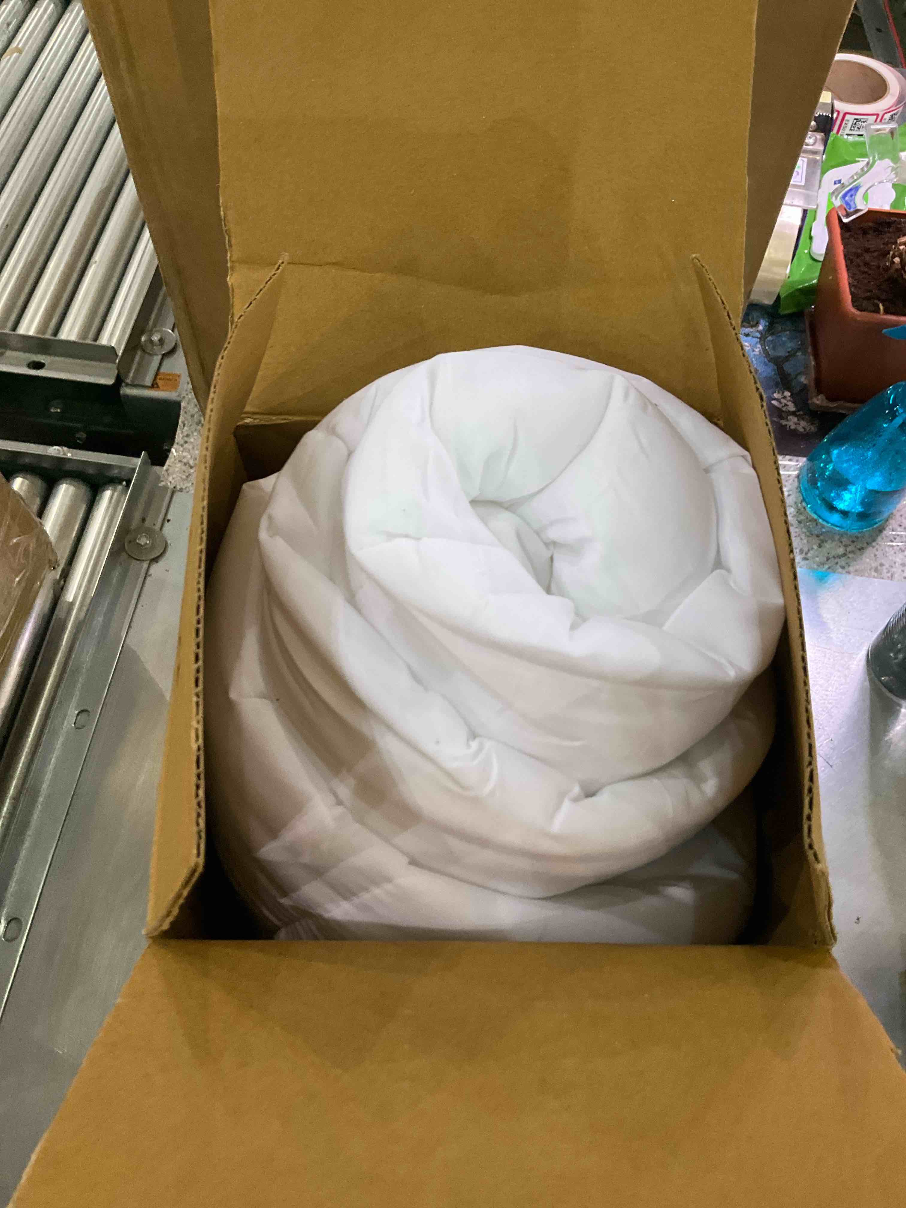 https://s3.amazonaws.com/lotting-images-prod/BargainHunt/EXS01309799_1710854783502.jpeg