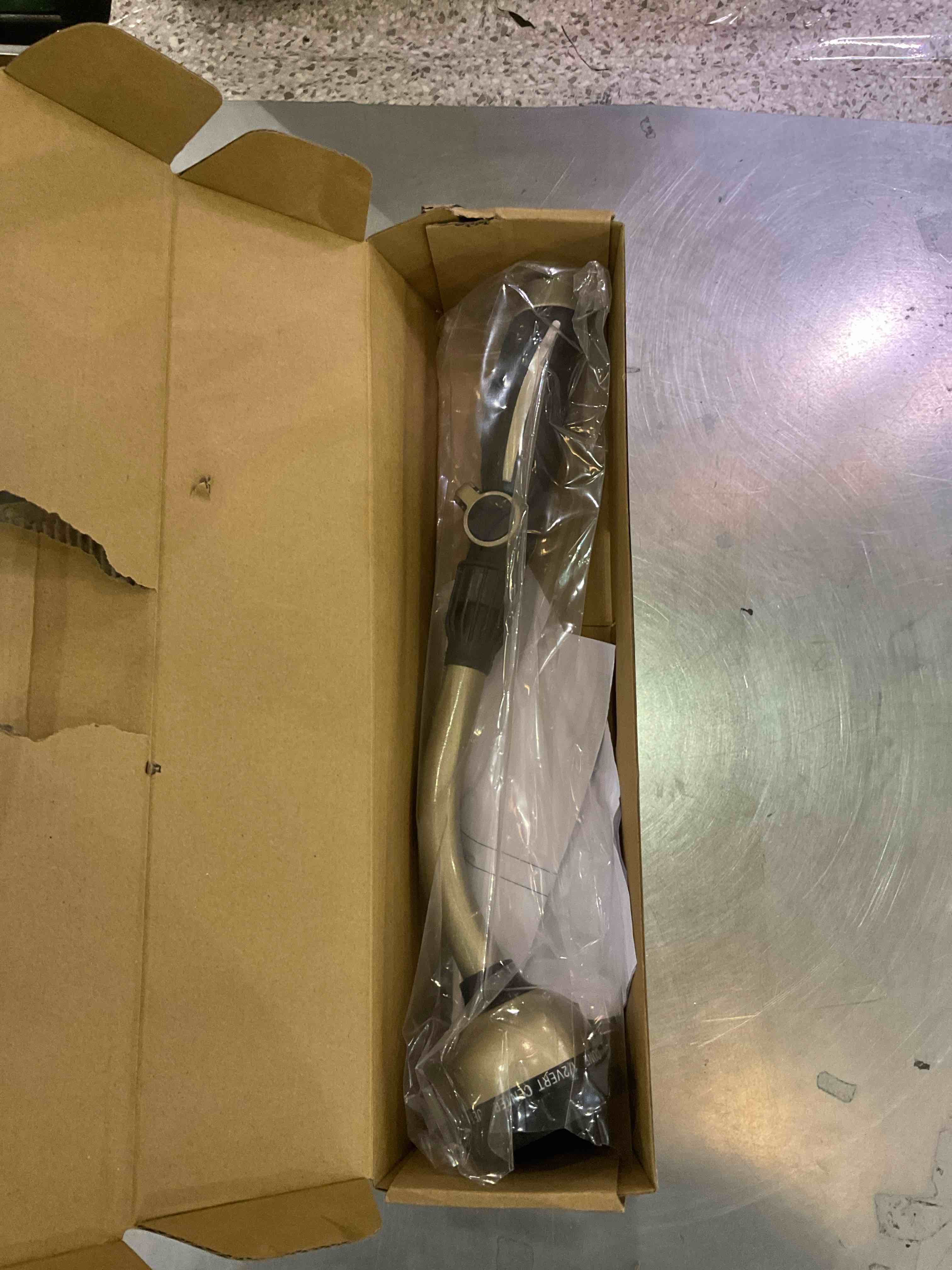 https://s3.amazonaws.com/lotting-images-prod/BargainHunt/EXS01309830_1710857897784.jpeg