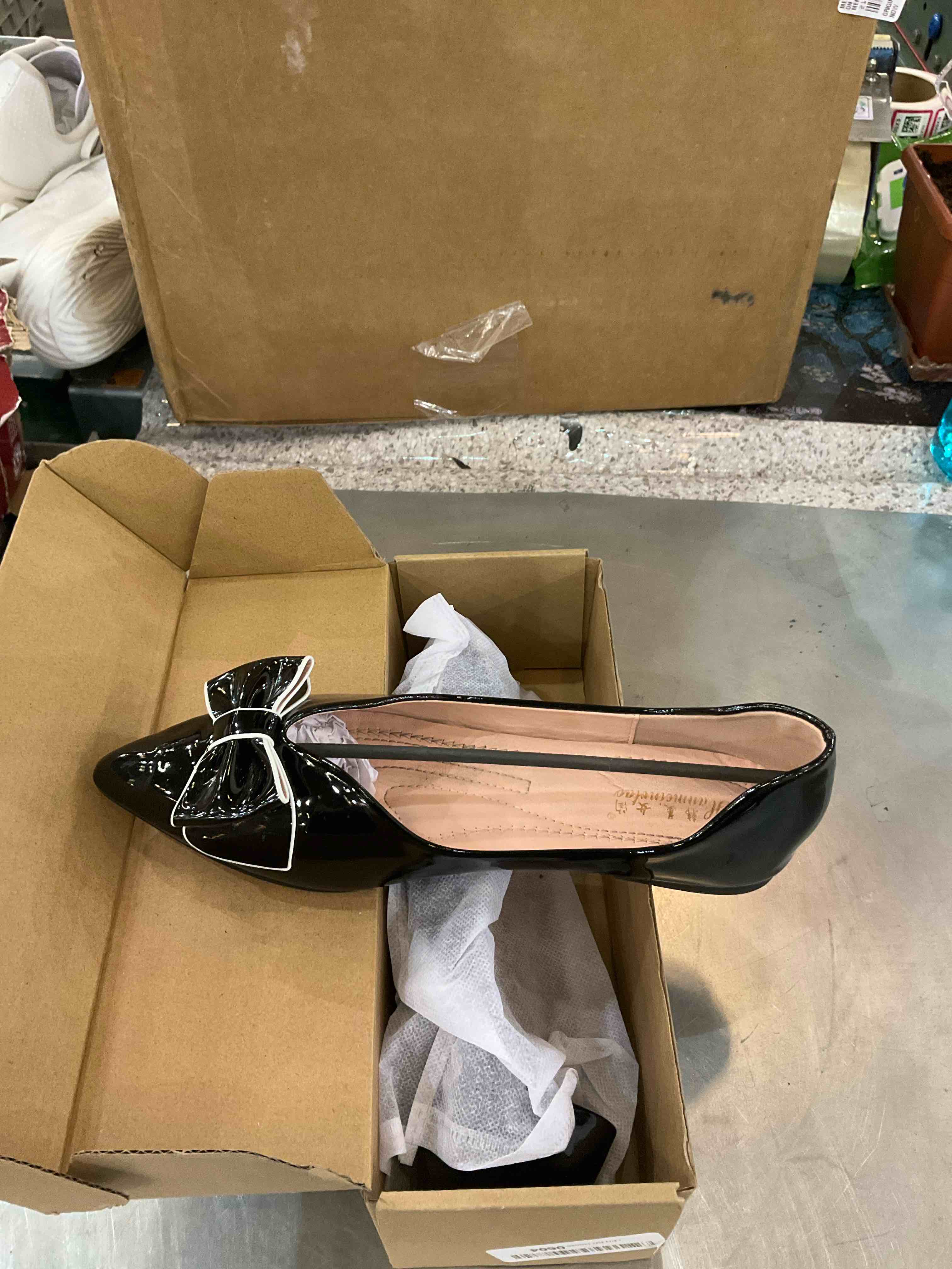 https://s3.amazonaws.com/lotting-images-prod/BargainHunt/EXS01309852_1710875546319.jpeg
