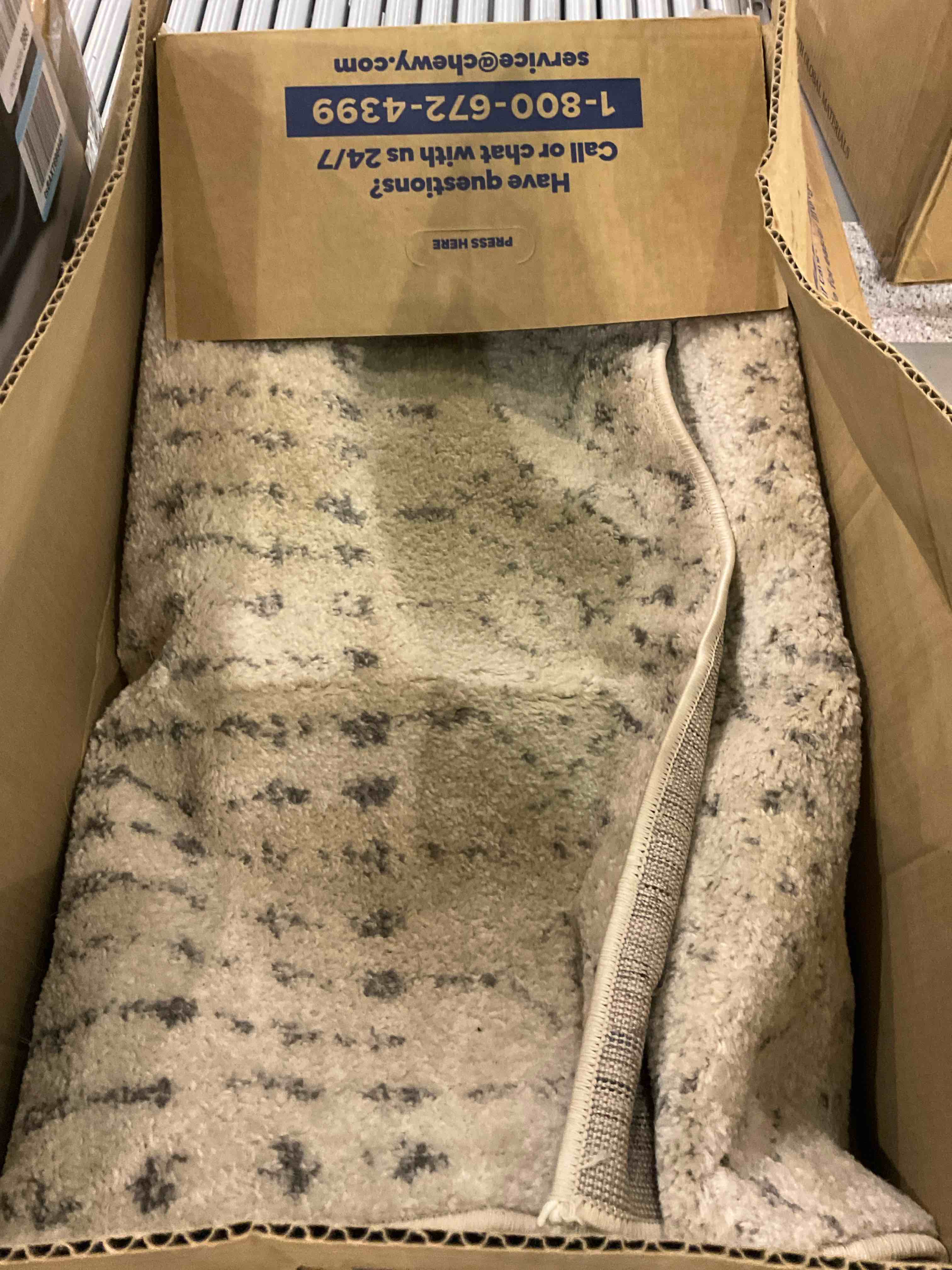 https://s3.amazonaws.com/lotting-images-prod/BargainHunt/EXS01309868_1710937899430.jpeg