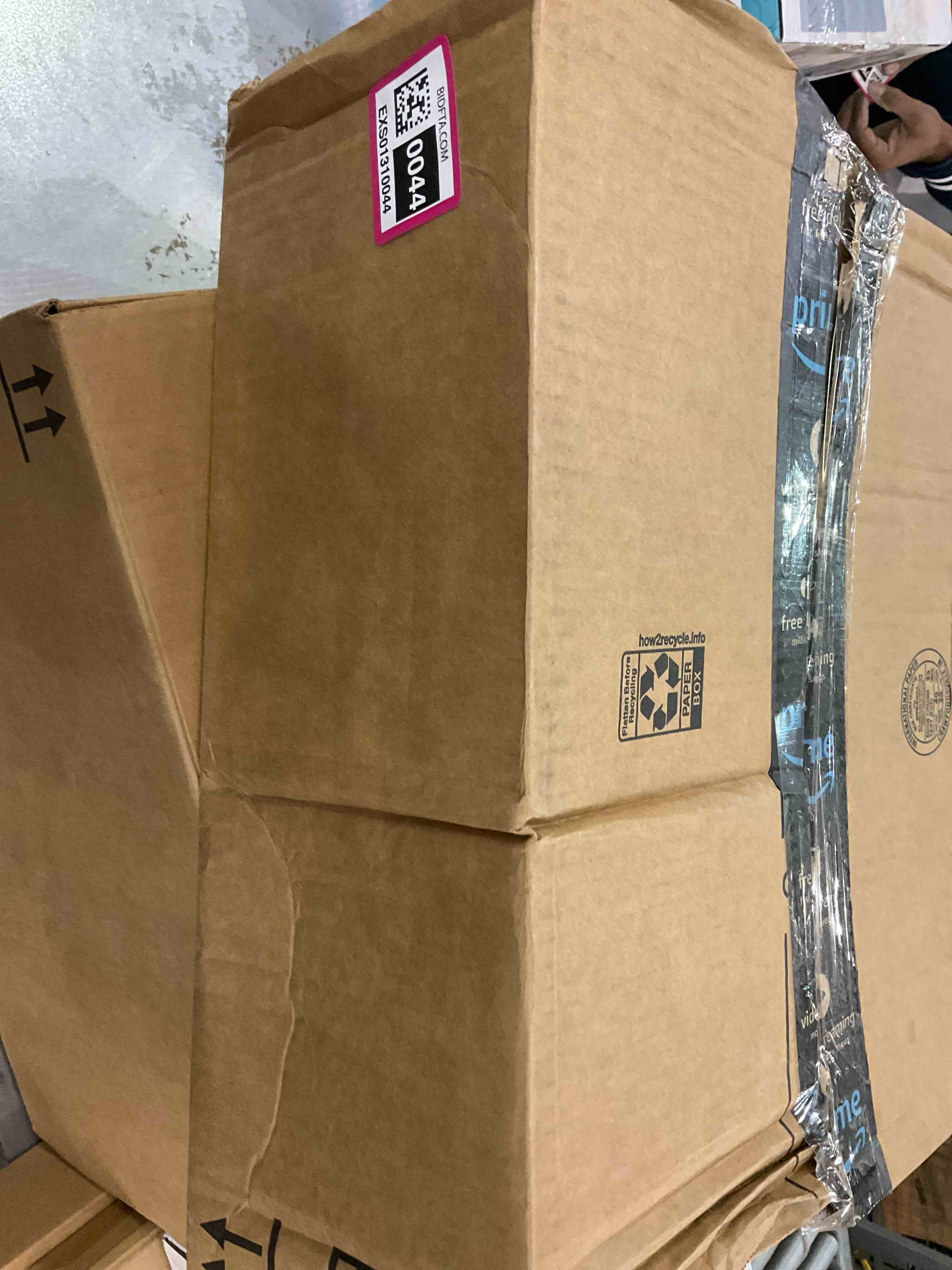 https://s3.amazonaws.com/lotting-images-prod/BargainHunt/EXS01310044_1710341969806.jpeg