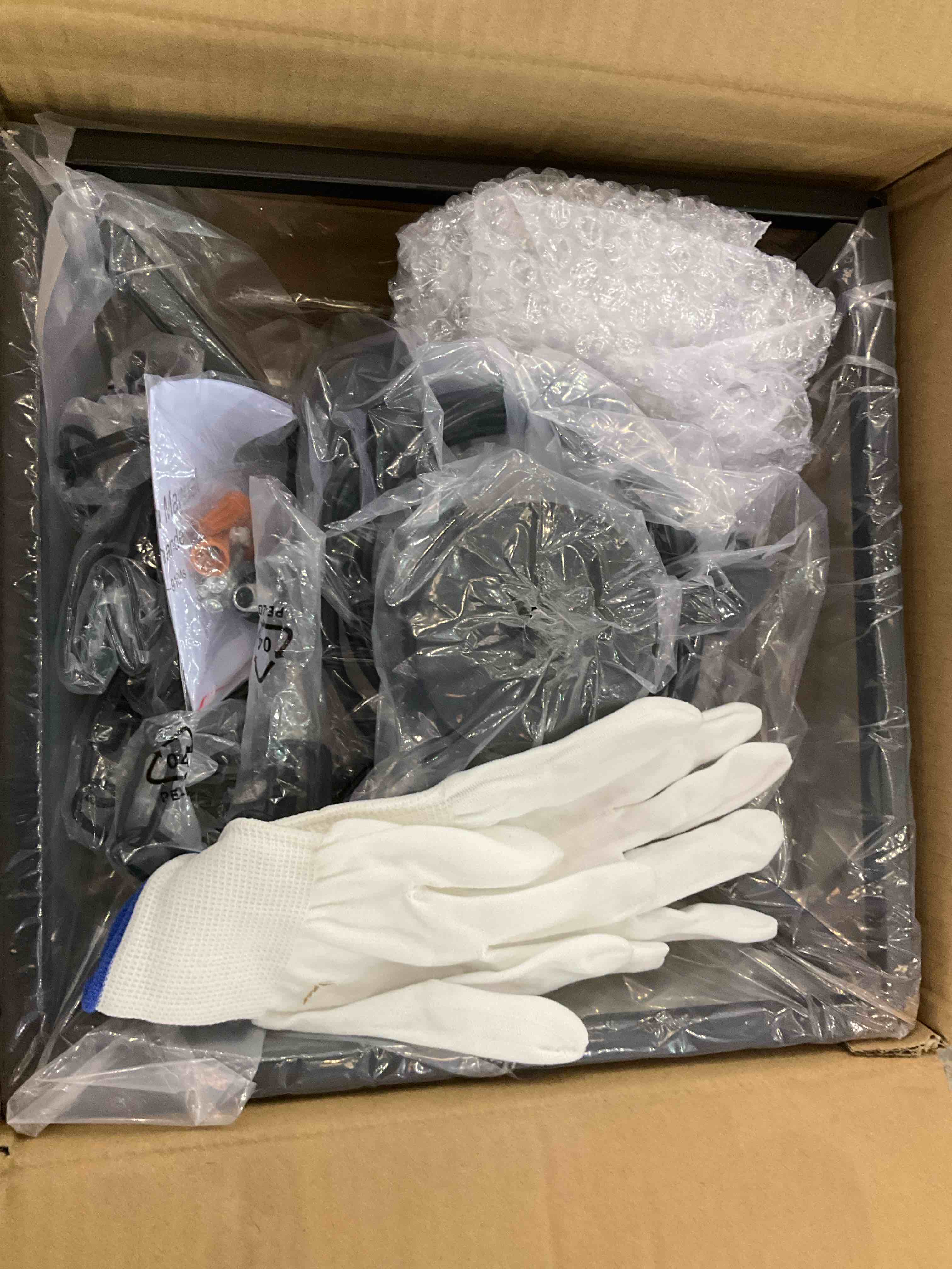https://s3.amazonaws.com/lotting-images-prod/BargainHunt/EXS01310170_1710427947961.jpeg