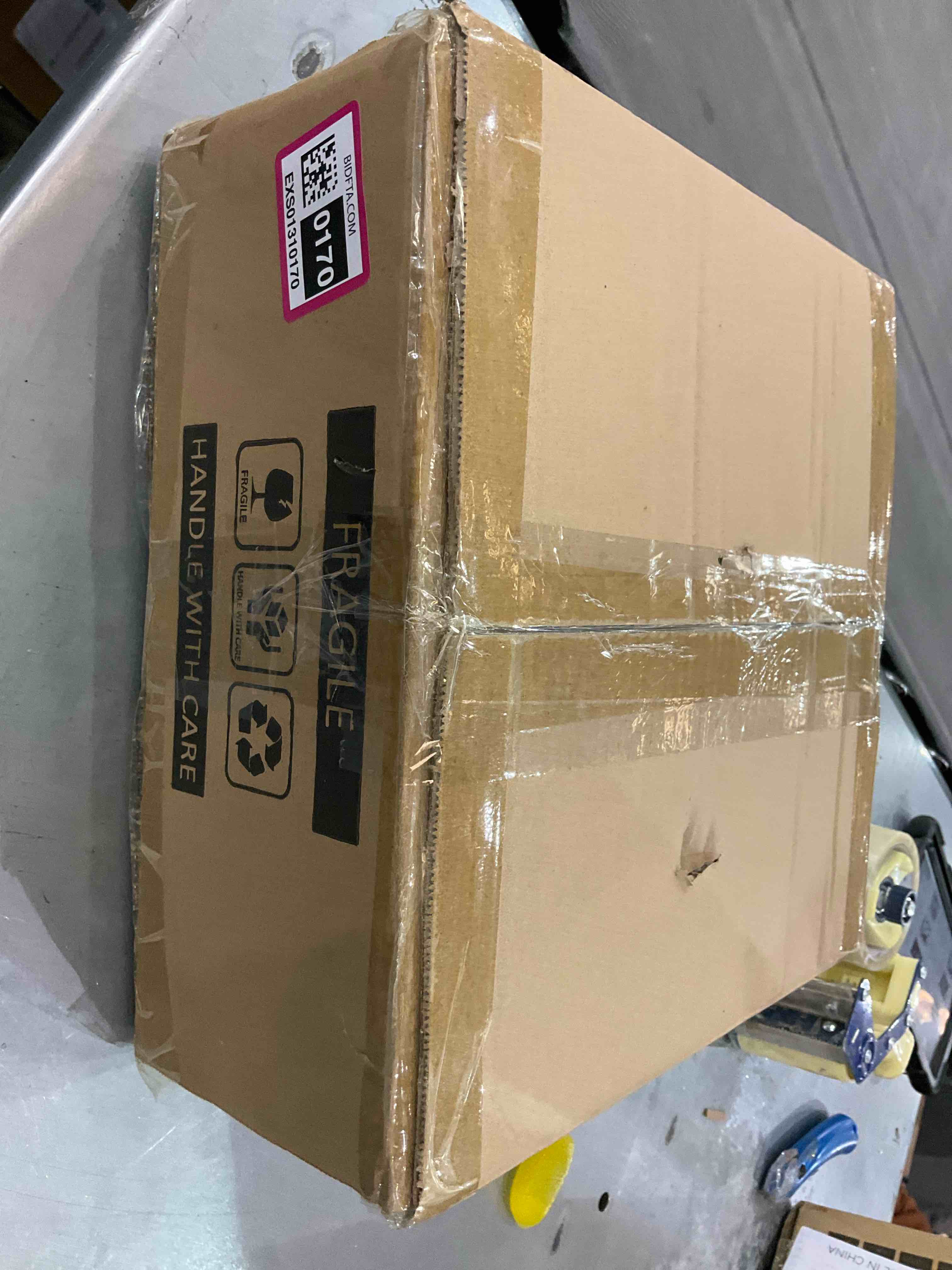 https://s3.amazonaws.com/lotting-images-prod/BargainHunt/EXS01310170_1710427971765.jpeg