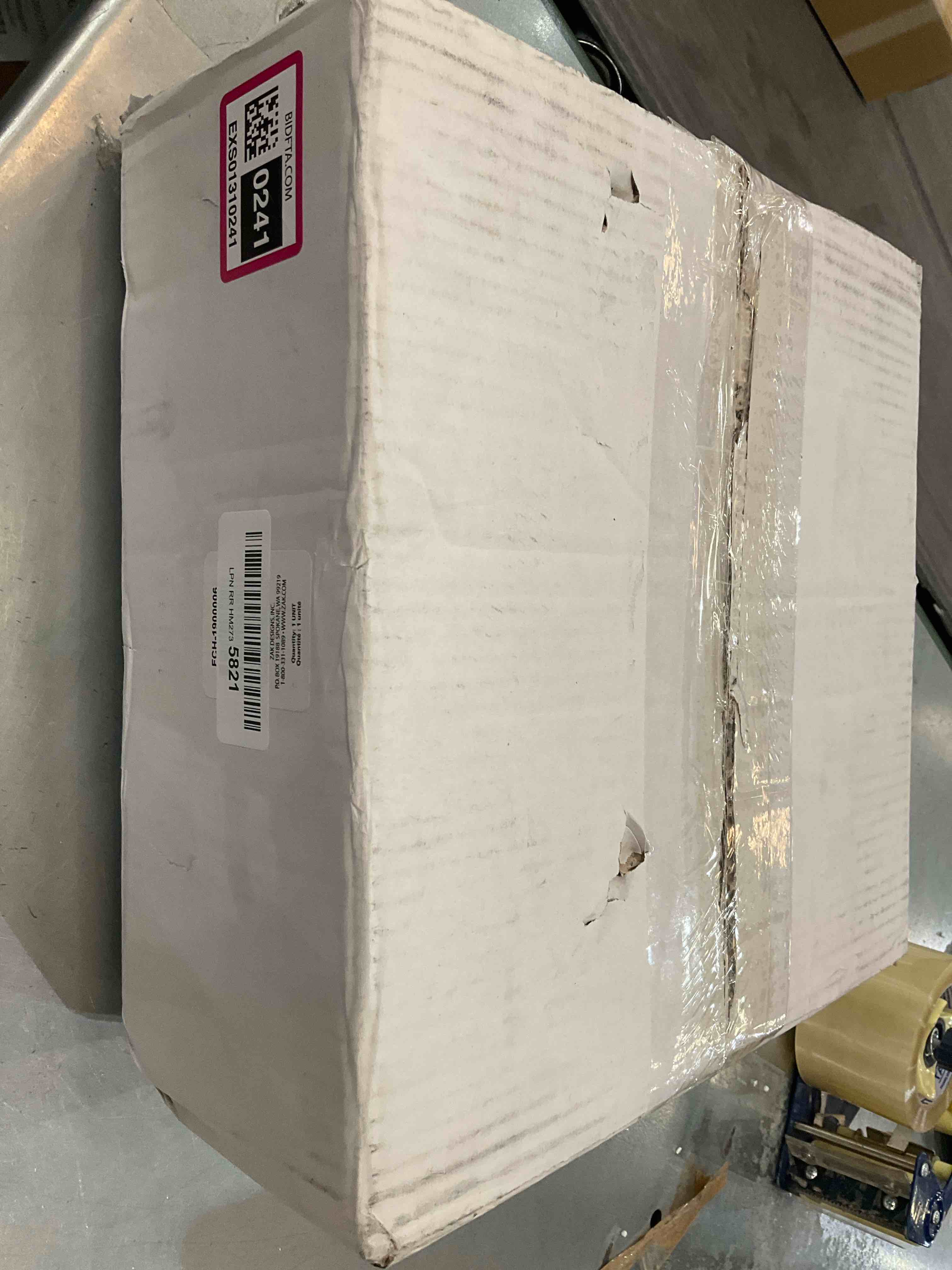https://s3.amazonaws.com/lotting-images-prod/BargainHunt/EXS01310241_1710438795494.jpeg