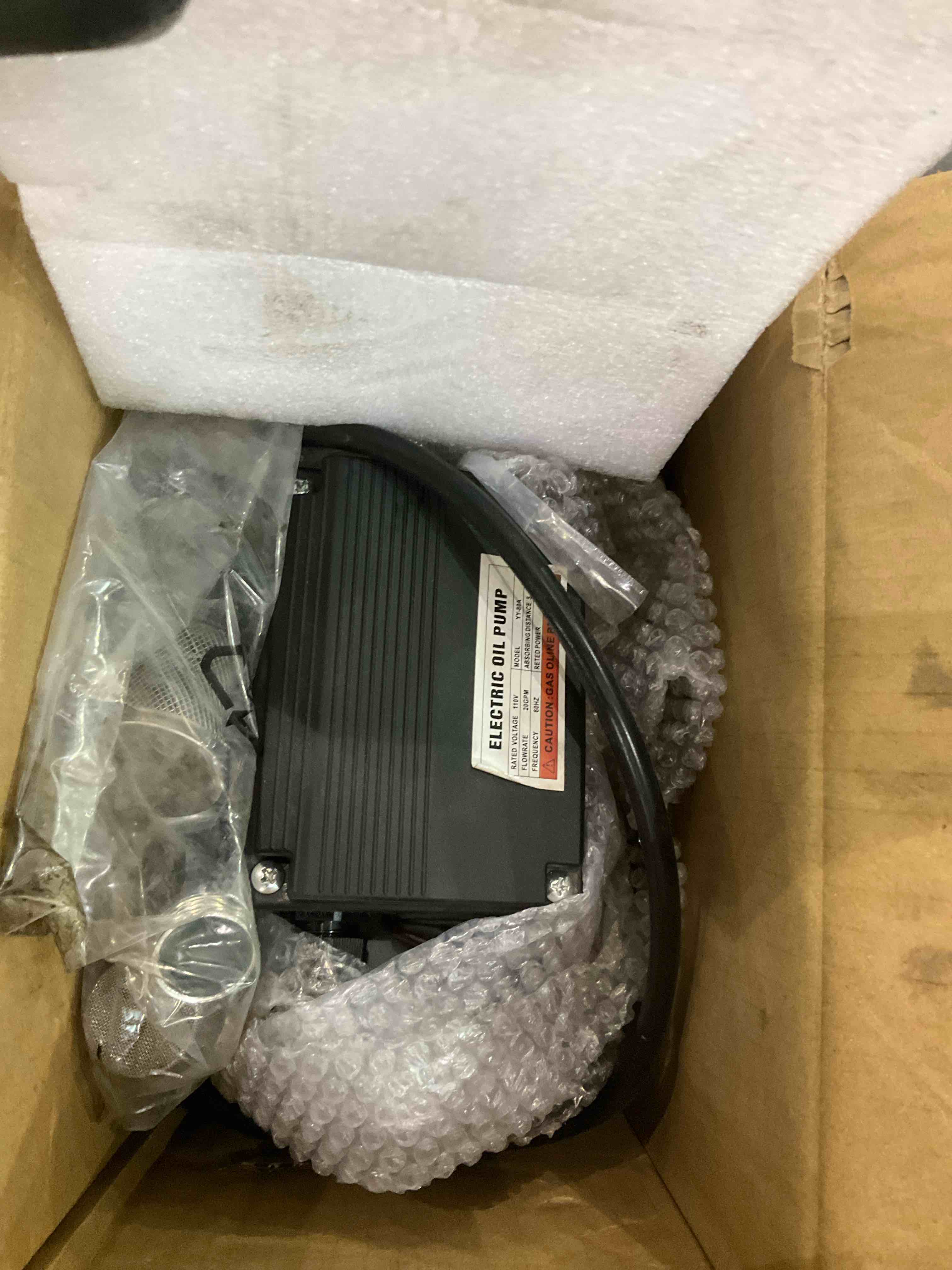 https://s3.amazonaws.com/lotting-images-prod/BargainHunt/EXS01310353_1710513862154.jpeg