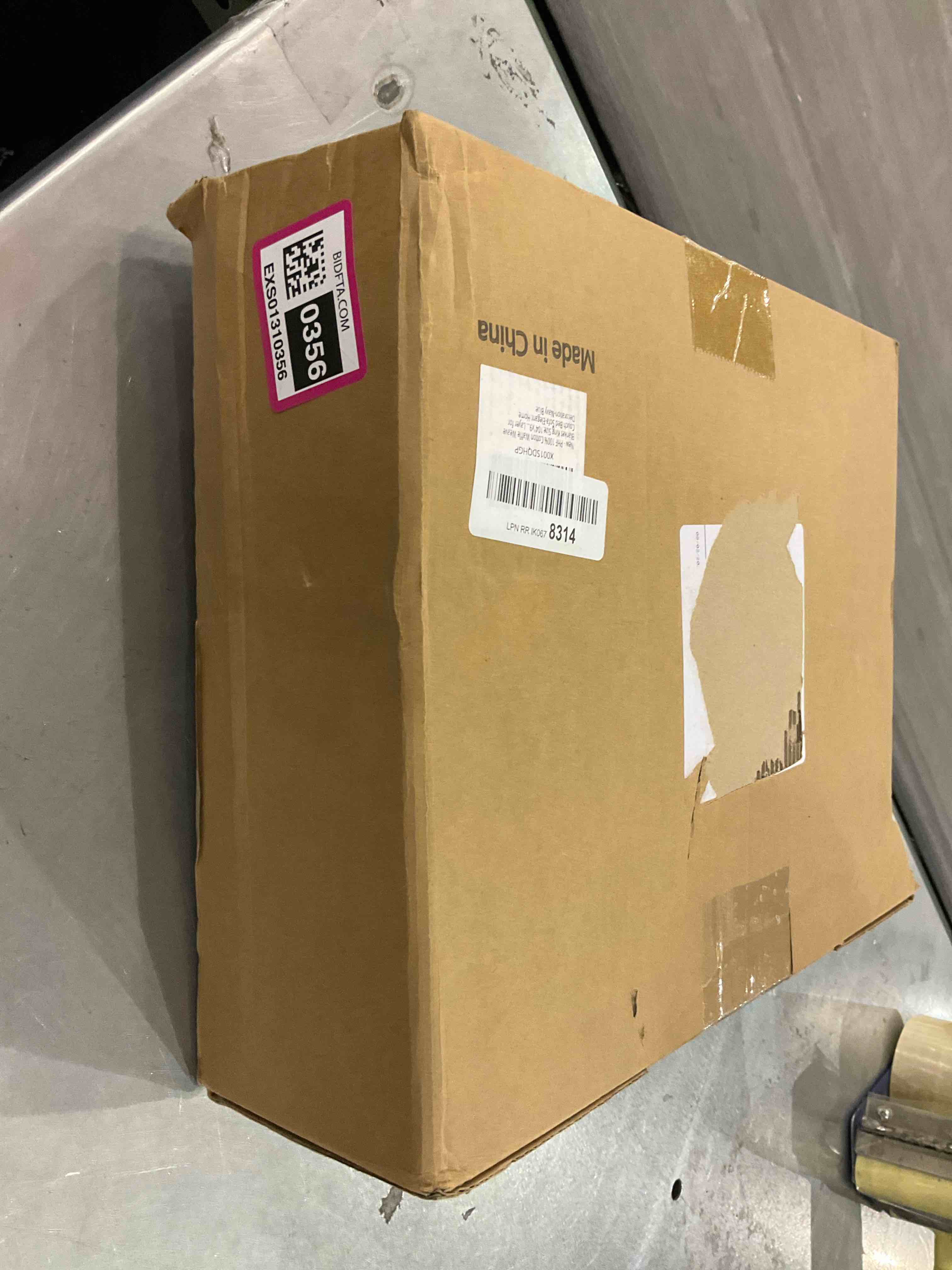 https://s3.amazonaws.com/lotting-images-prod/BargainHunt/EXS01310356_1710514168268.jpeg