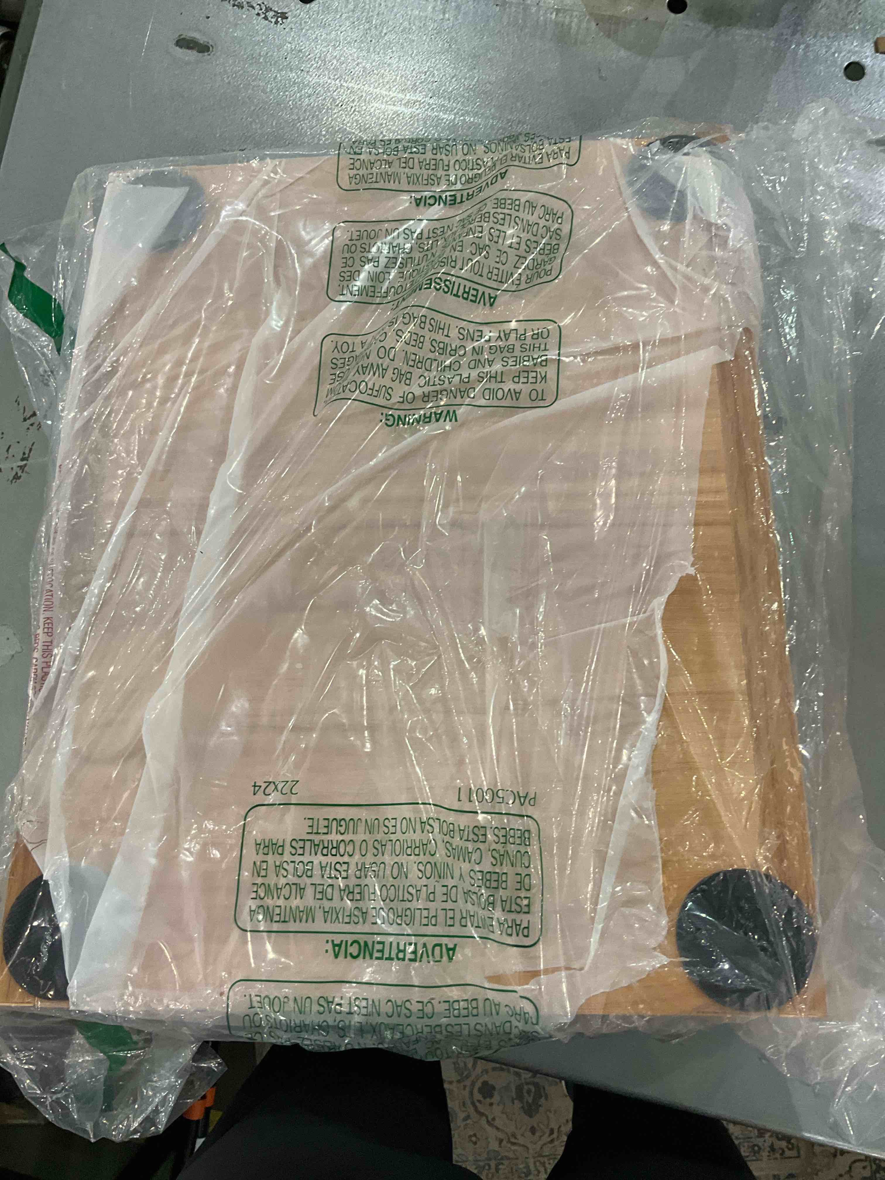 https://s3.amazonaws.com/lotting-images-prod/BargainHunt/EXS01310376_1710516537687.jpeg