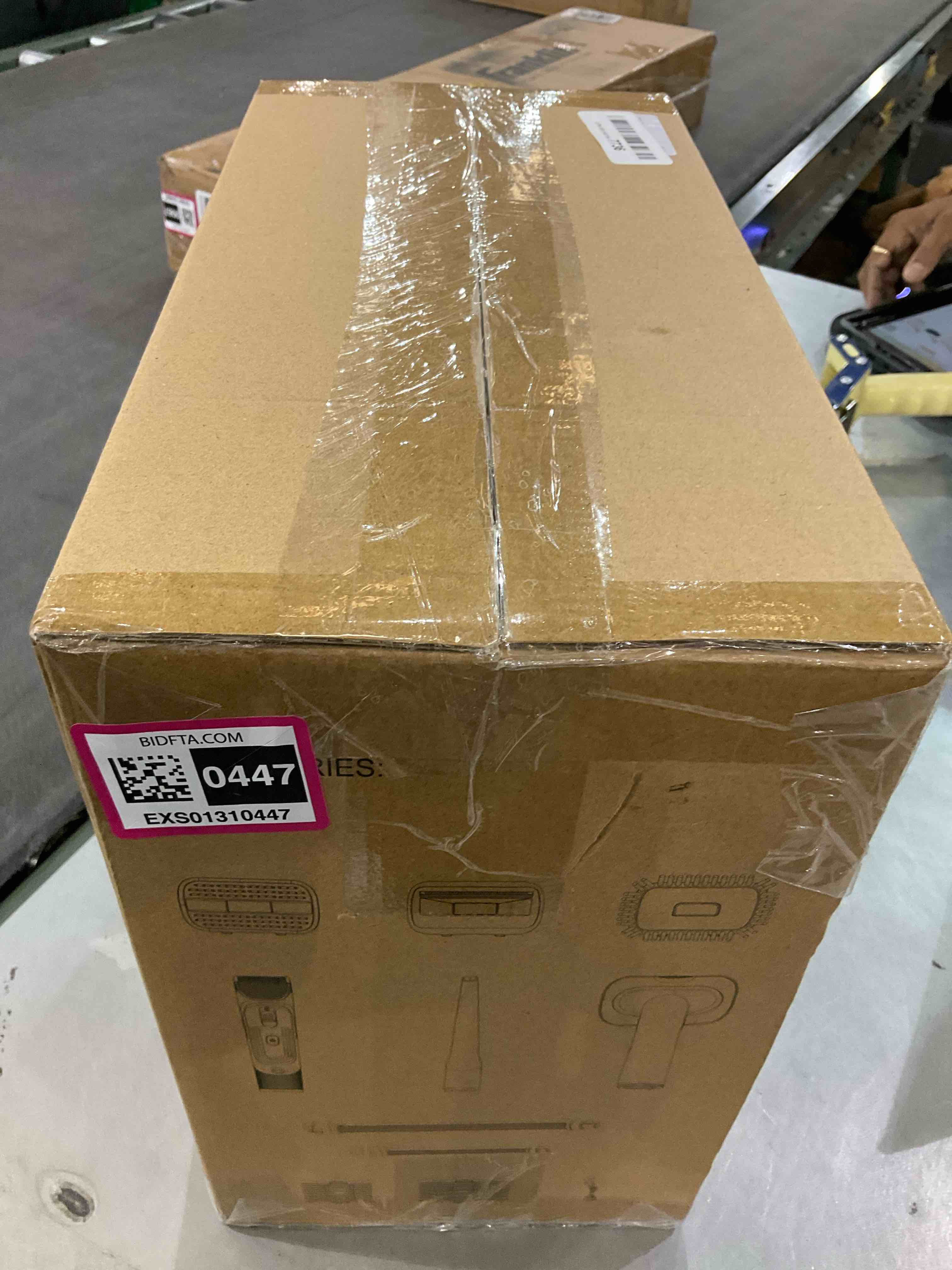 https://s3.amazonaws.com/lotting-images-prod/BargainHunt/EXS01310447_1710769767655.jpeg