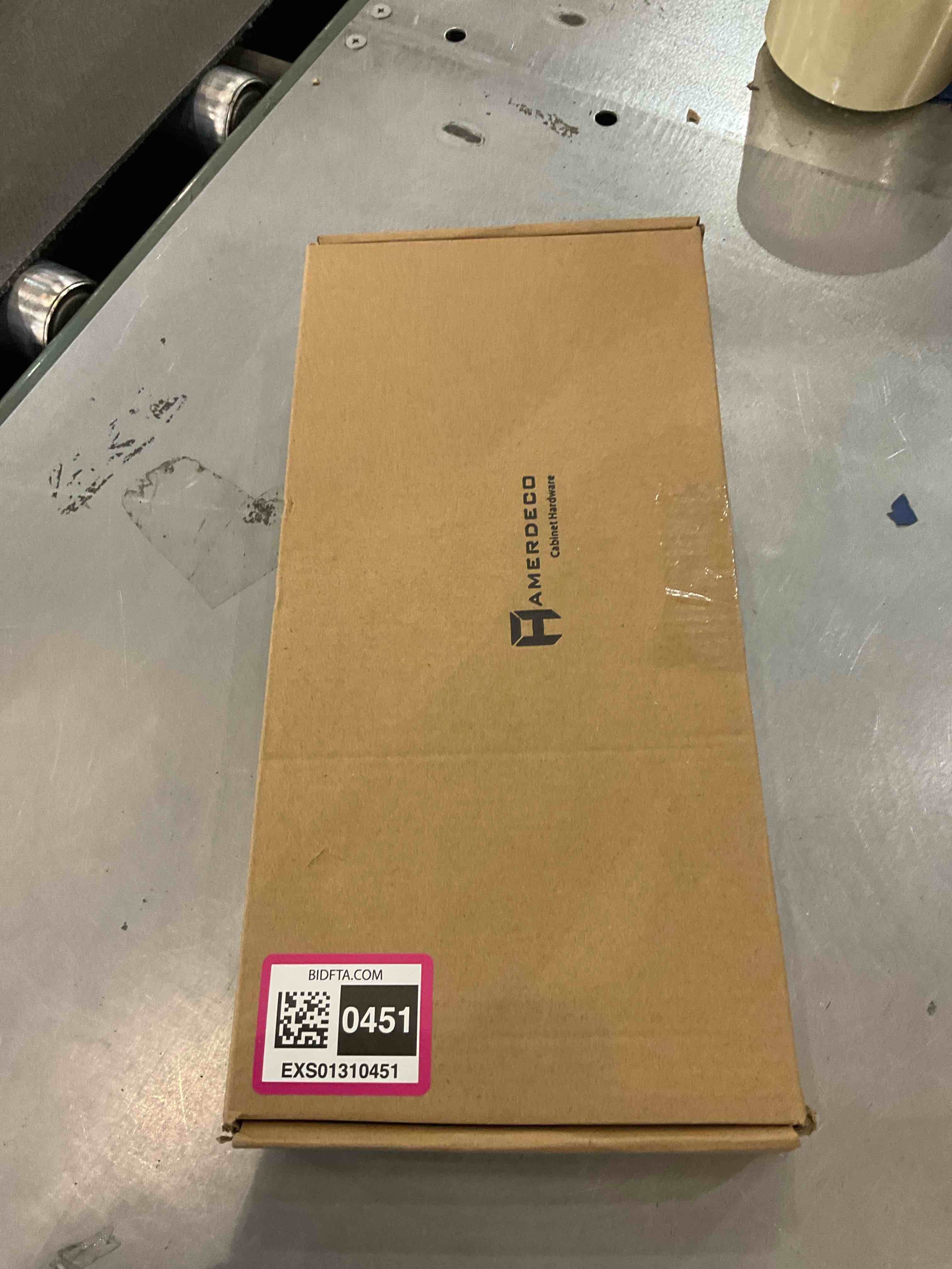 https://s3.amazonaws.com/lotting-images-prod/BargainHunt/EXS01310451_1710770151382.jpeg
