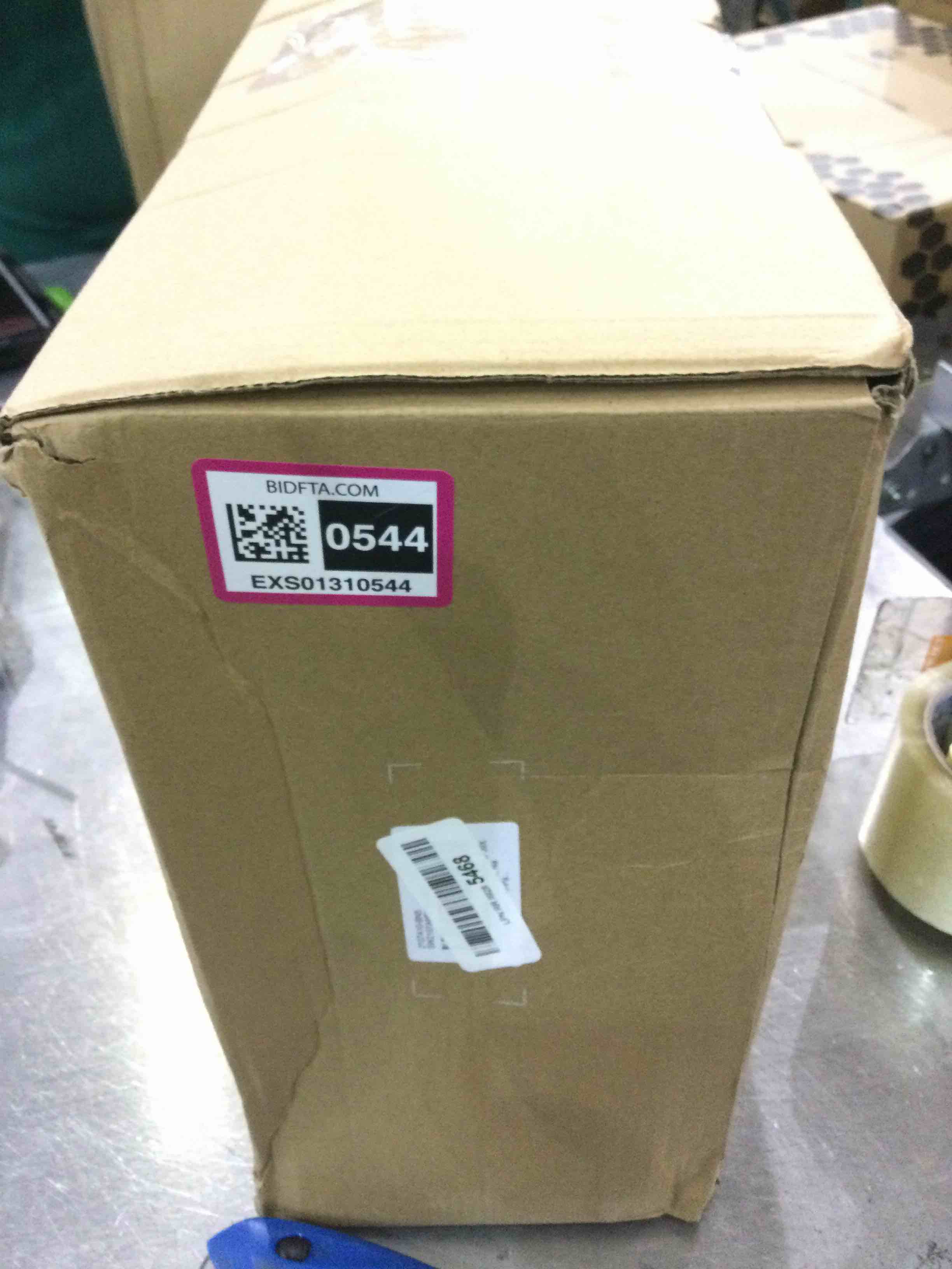 https://s3.amazonaws.com/lotting-images-prod/BargainHunt/EXS01310544_1710428064263.jpeg
