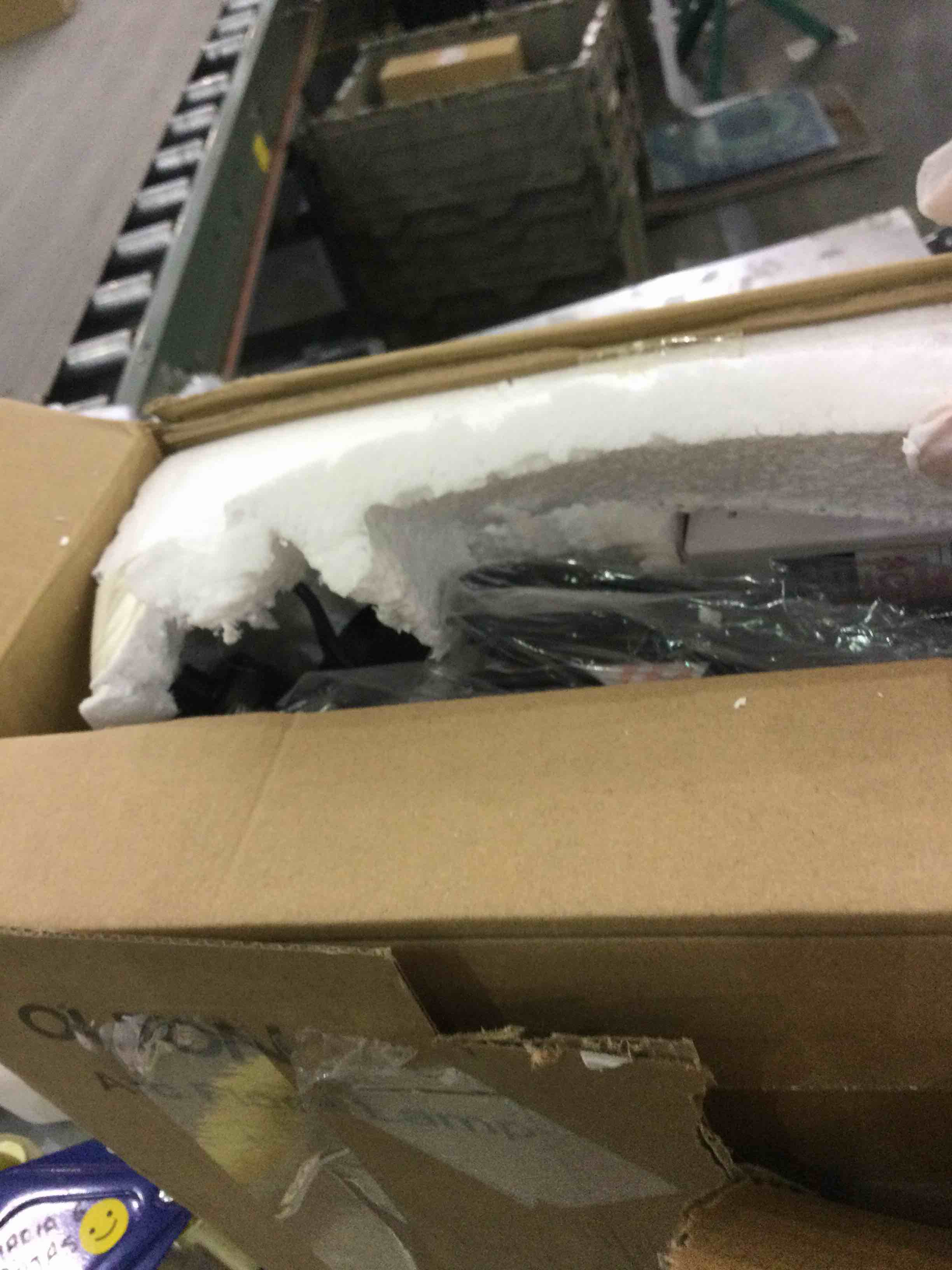 https://s3.amazonaws.com/lotting-images-prod/BargainHunt/EXS01310826_1710515077529.jpeg