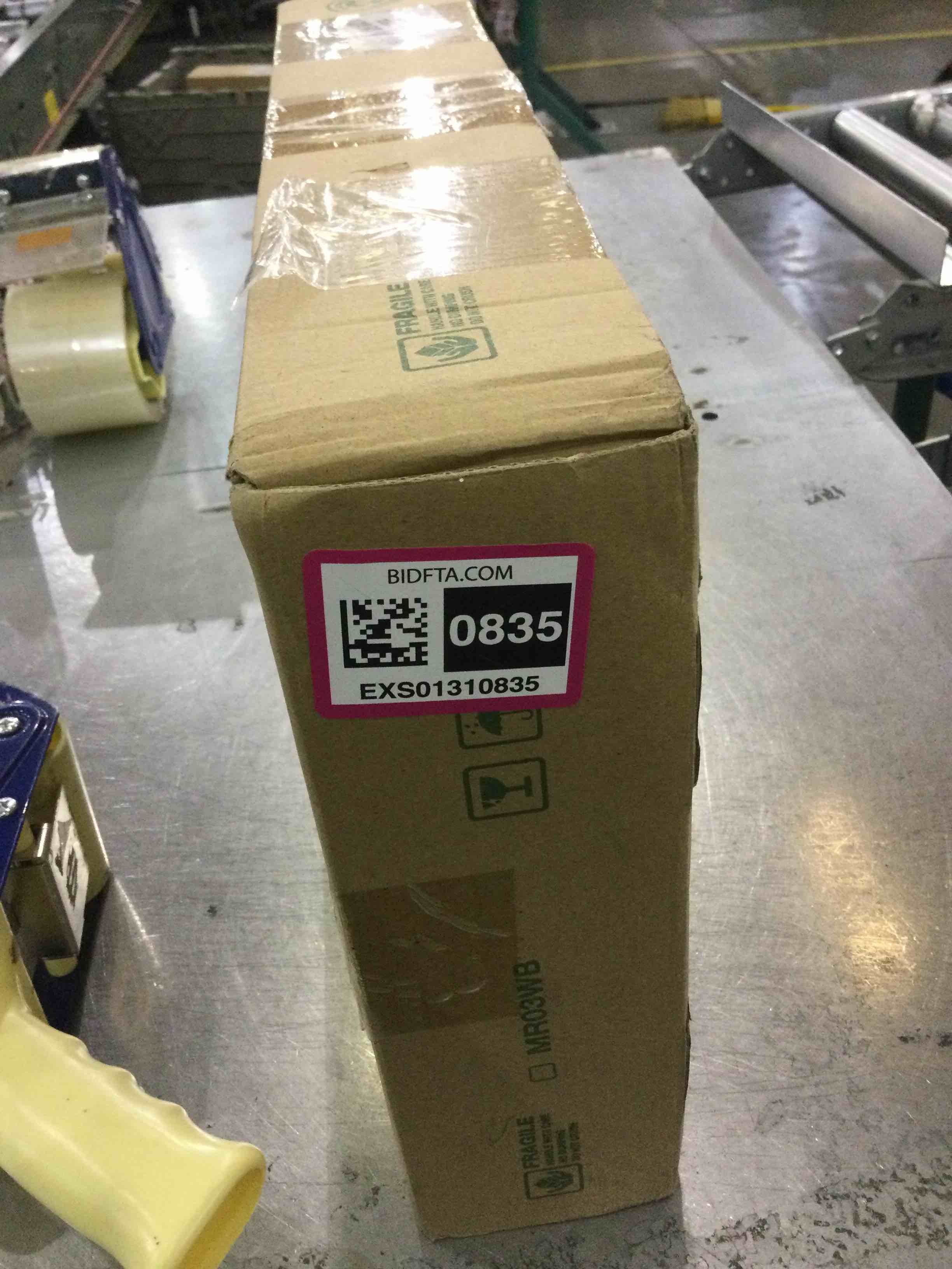https://s3.amazonaws.com/lotting-images-prod/BargainHunt/EXS01310835_1710515790525.jpeg