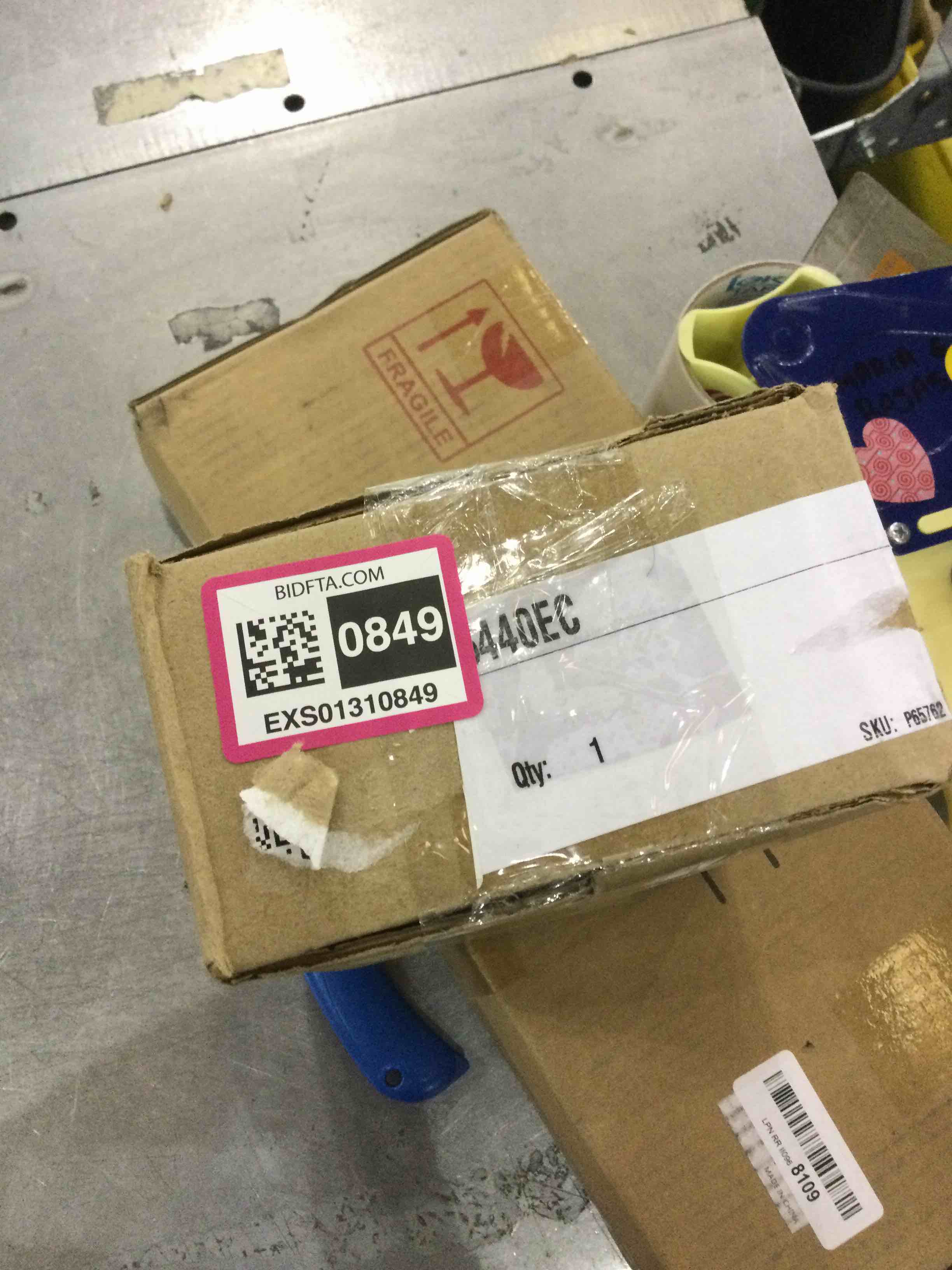 https://s3.amazonaws.com/lotting-images-prod/BargainHunt/EXS01310849_1710516713158.jpeg