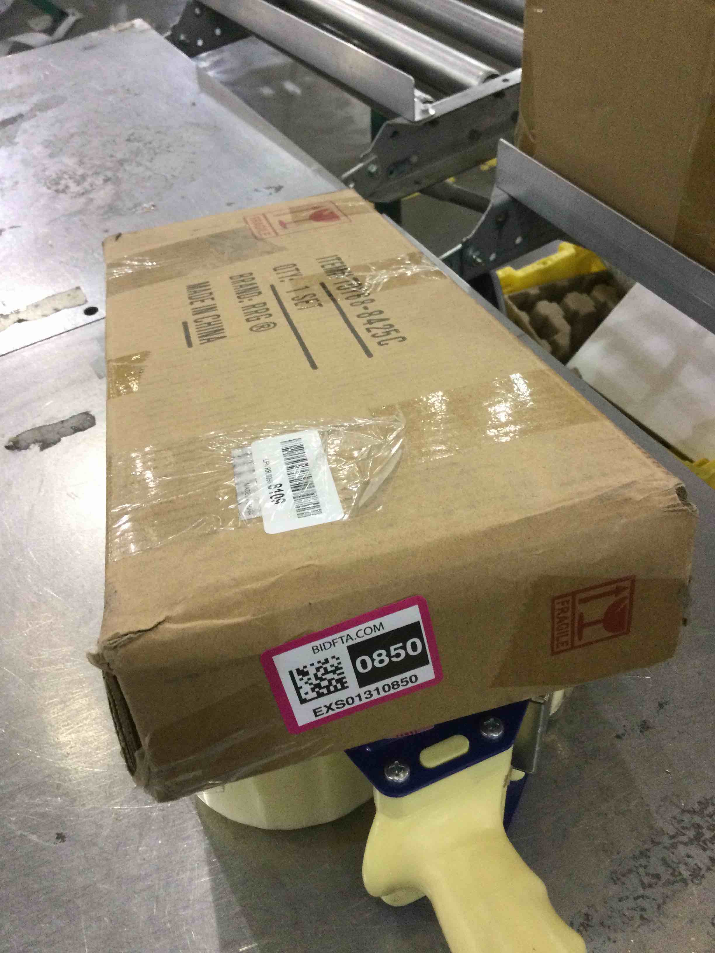https://s3.amazonaws.com/lotting-images-prod/BargainHunt/EXS01310850_1710516797949.jpeg