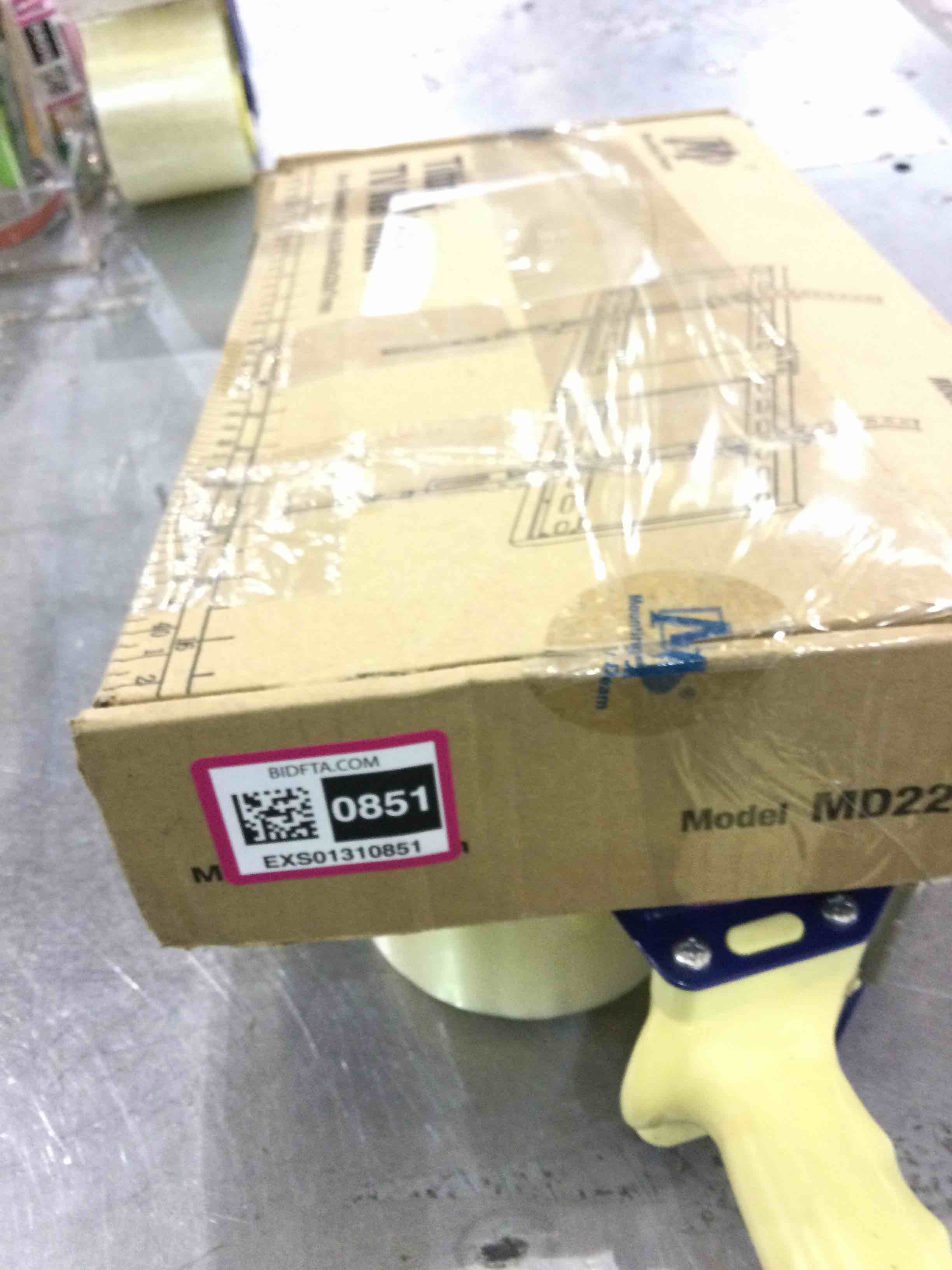 https://s3.amazonaws.com/lotting-images-prod/BargainHunt/EXS01310851_1710516866862.jpeg