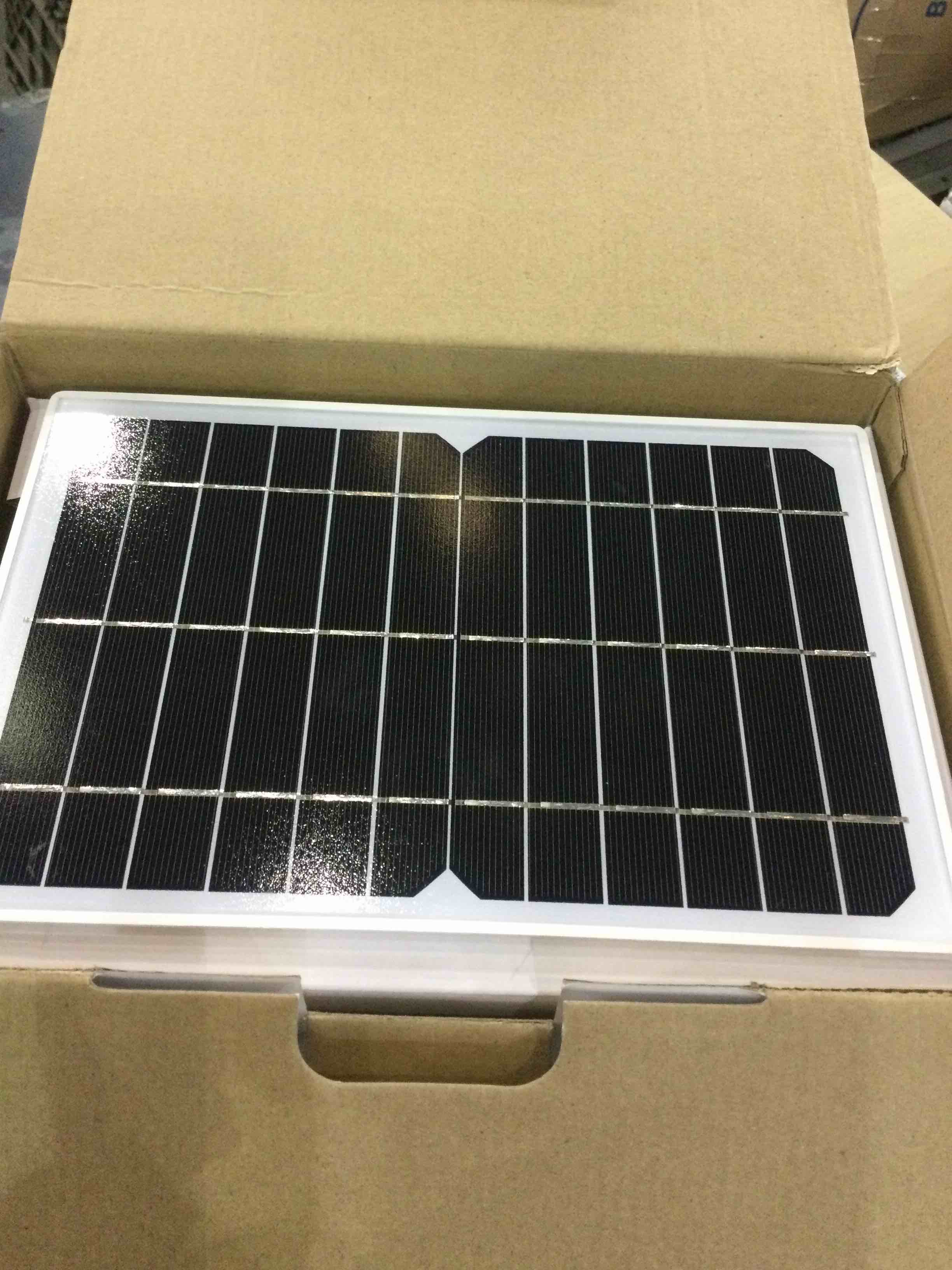 https://s3.amazonaws.com/lotting-images-prod/BargainHunt/EXS01310997_1710852762256.jpeg