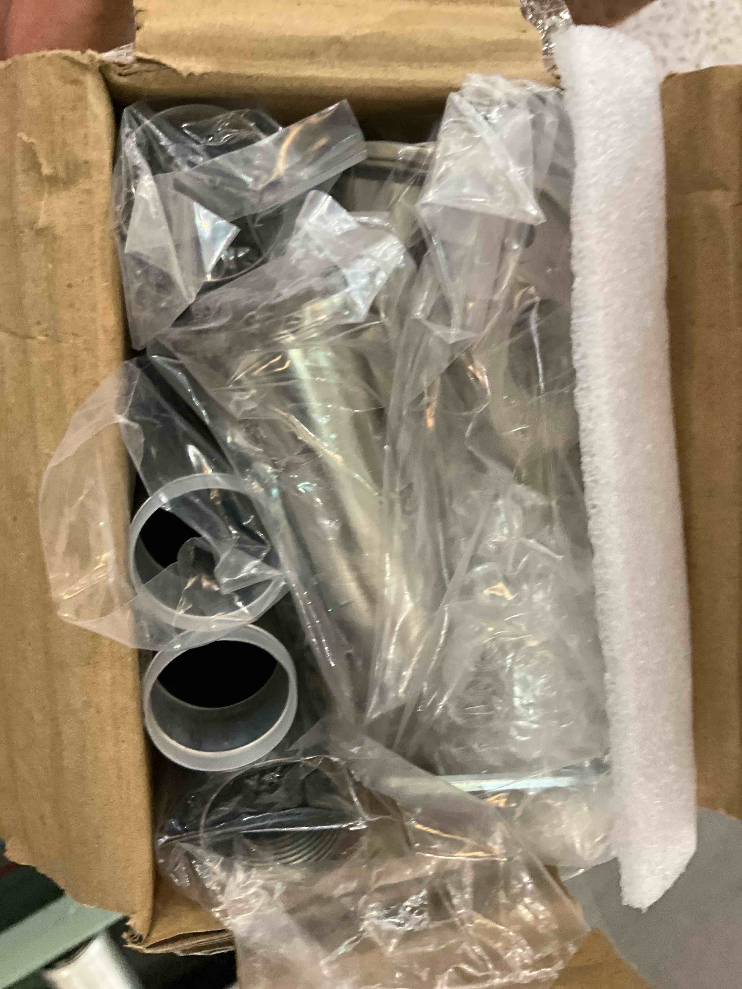 https://s3.amazonaws.com/lotting-images-prod/BargainHunt/EXS01311071_1710955843941.jpeg