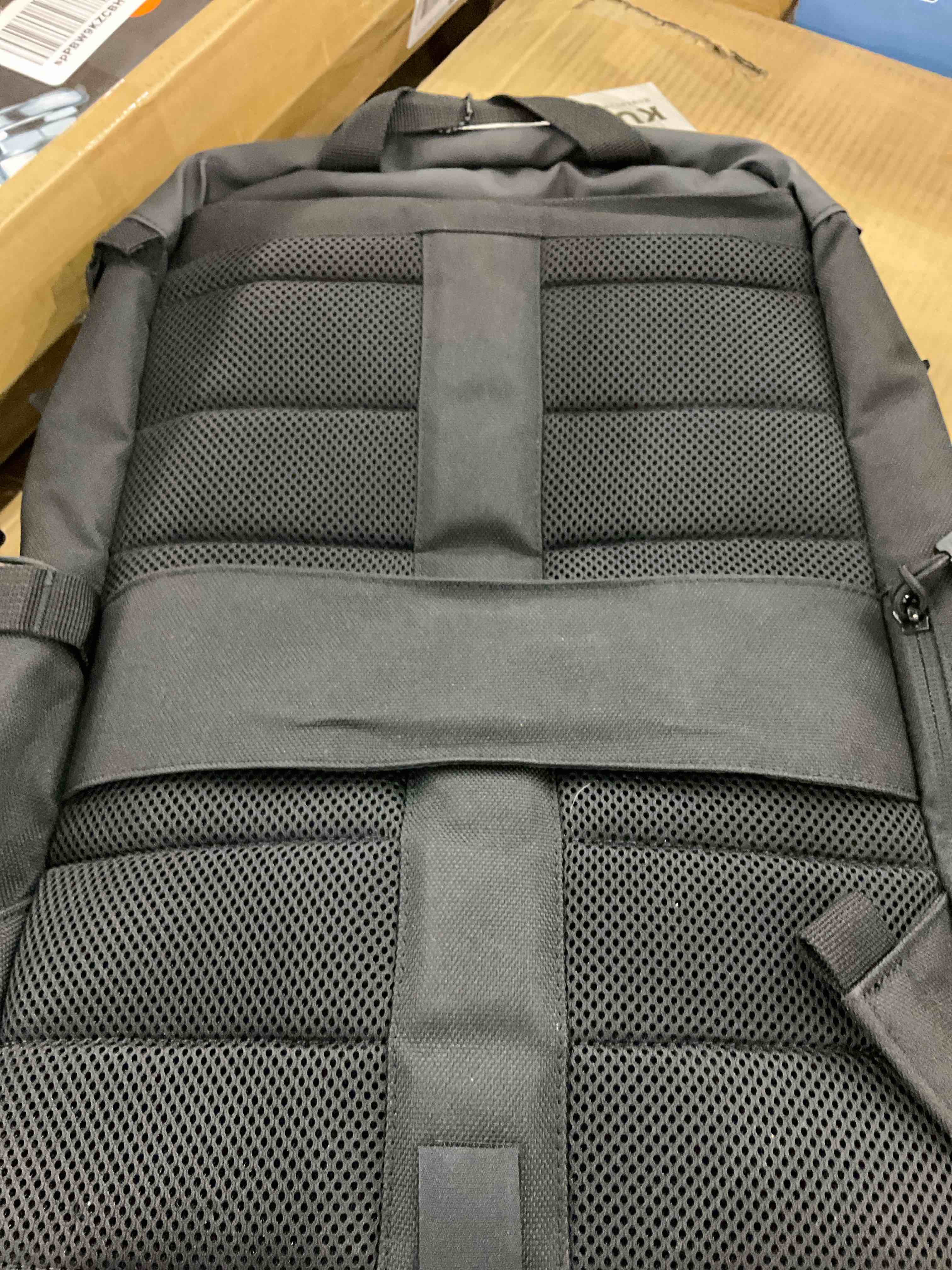 https://s3.amazonaws.com/lotting-images-prod/BargainHunt/EXS01311349_1711367511816.jpeg