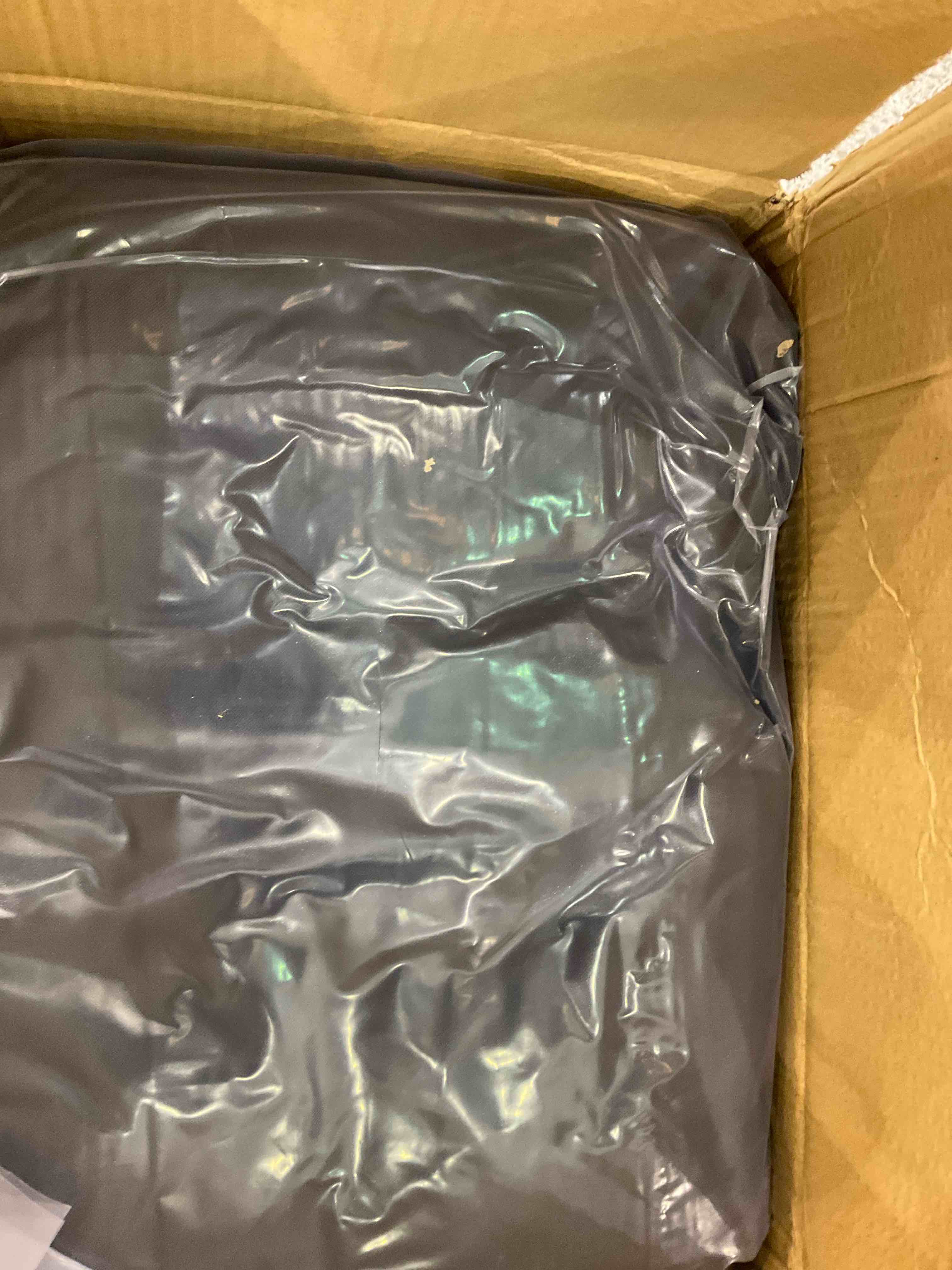 https://s3.amazonaws.com/lotting-images-prod/BargainHunt/EXS01311379_1711374329844.jpeg