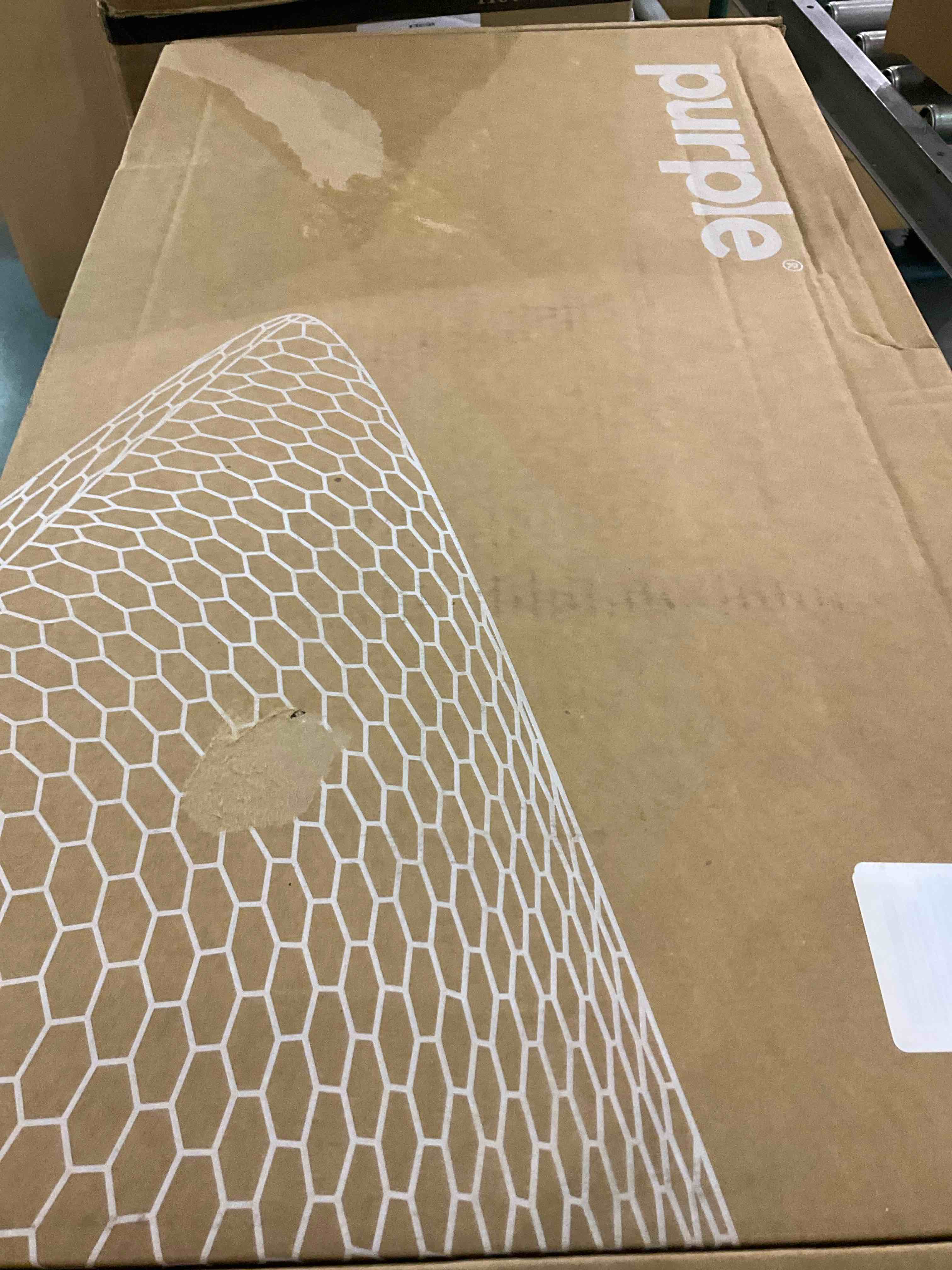 https://s3.amazonaws.com/lotting-images-prod/BargainHunt/EXS01311494_1711457470629.jpeg