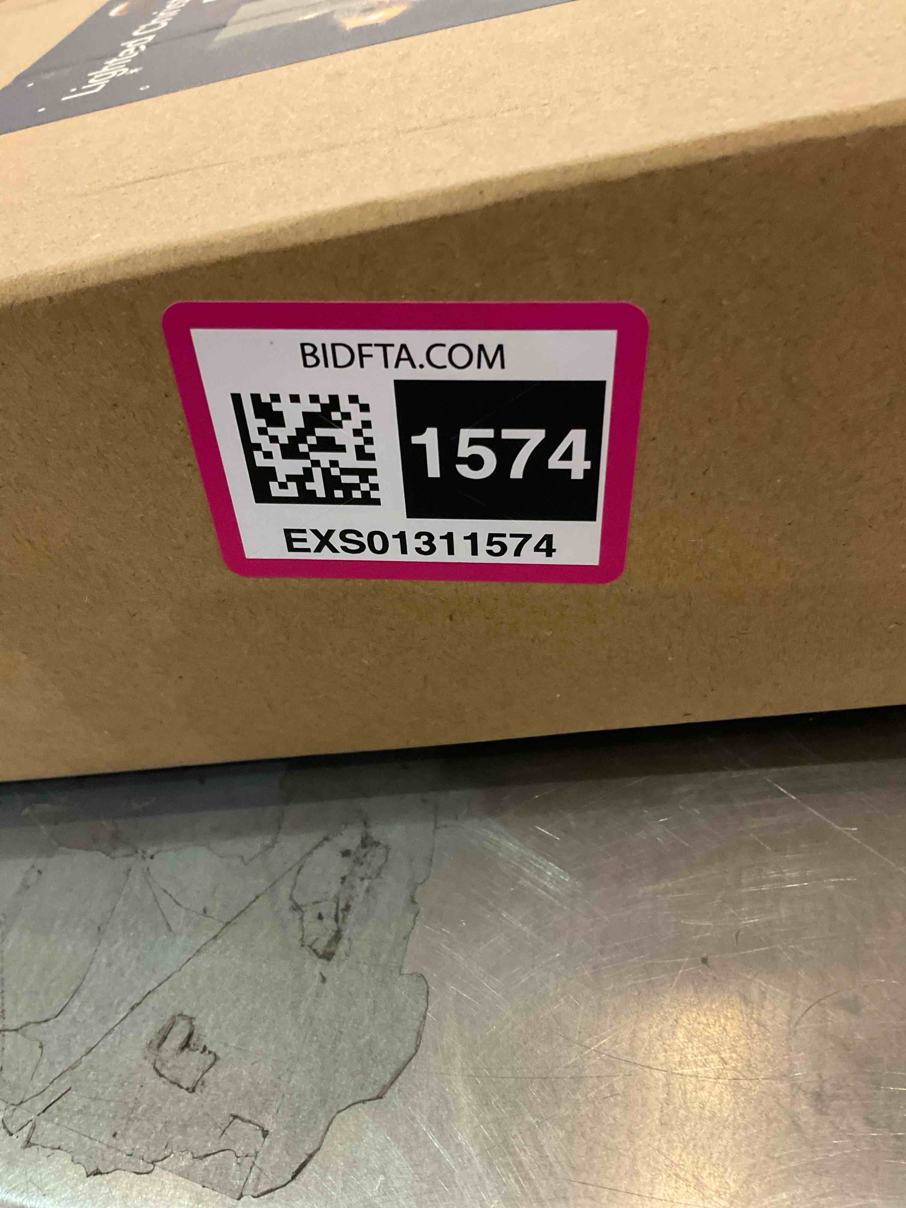 https://s3.amazonaws.com/lotting-images-prod/BargainHunt/EXS01311574_1712763610886.jpeg