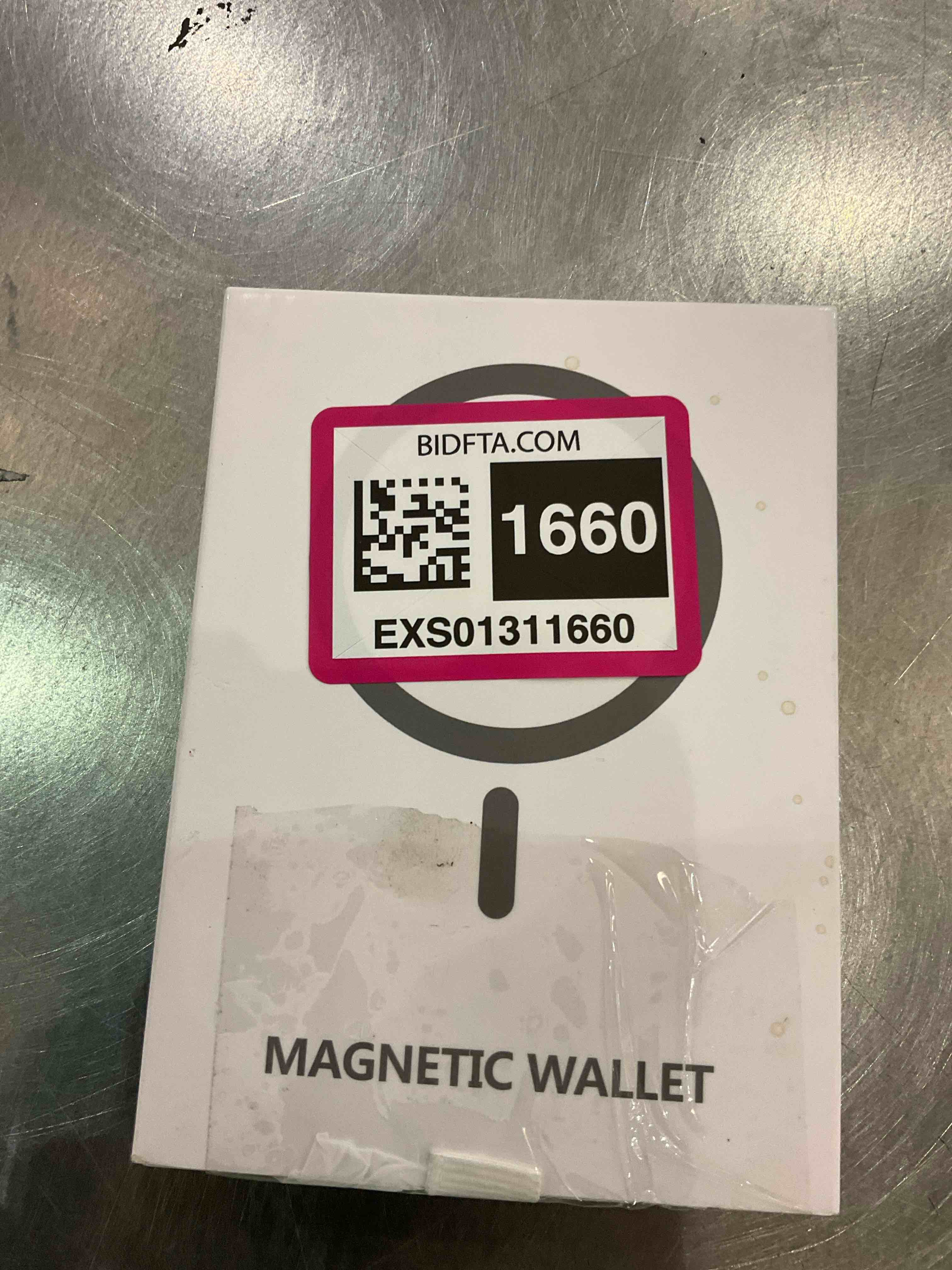 https://s3.amazonaws.com/lotting-images-prod/BargainHunt/EXS01311660_1712848431100.jpeg