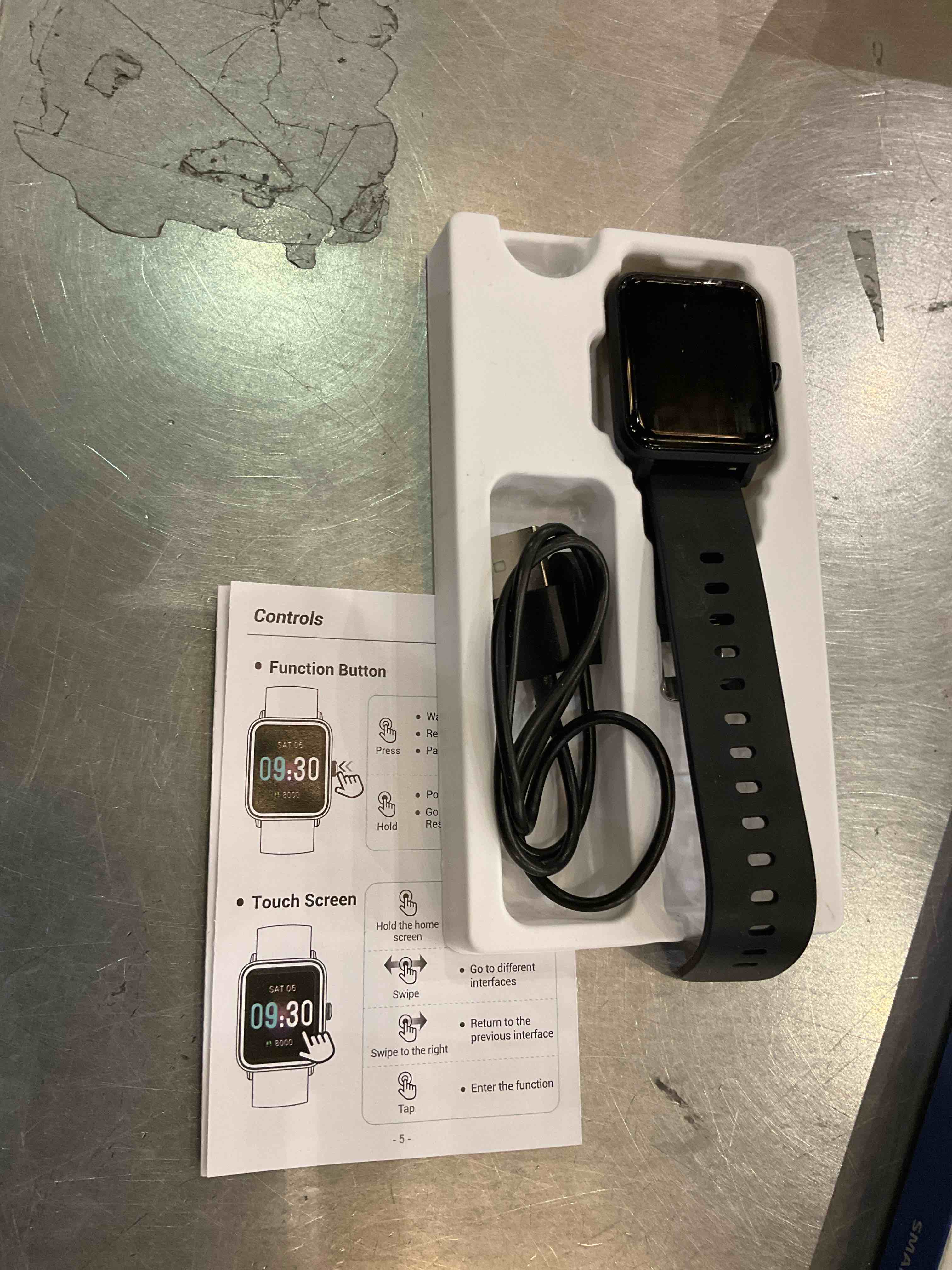 https://s3.amazonaws.com/lotting-images-prod/BargainHunt/EXS01311856_1712931000328.jpeg