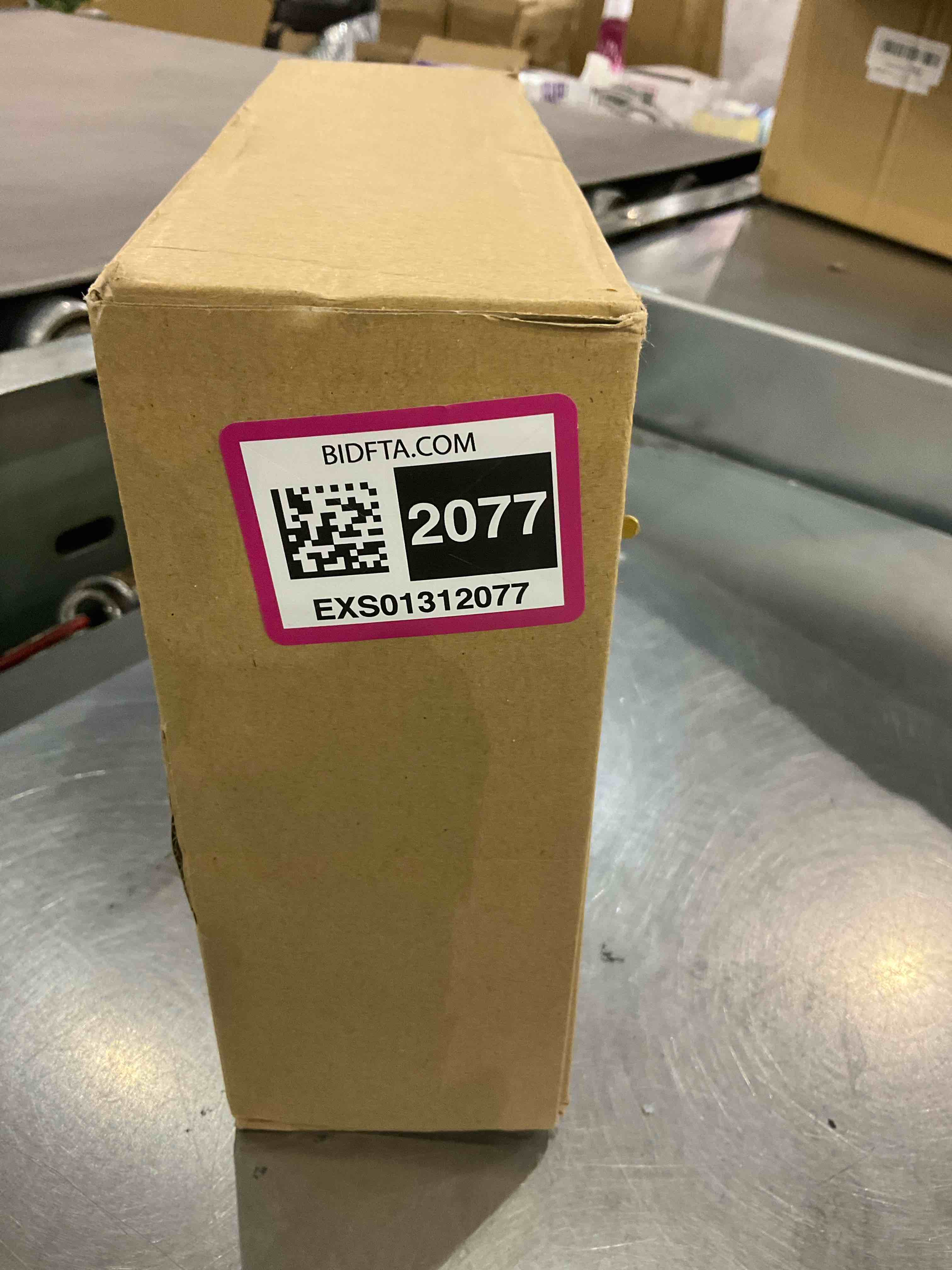 12 Pieces Snowflake Christmas Stocking Holders for Mantle Christmas Stockings Hooks Sock Holder Stocking Holder Stand Weighted Stocking Hangers Metal Stocking Clips for Fireplace (Gold)