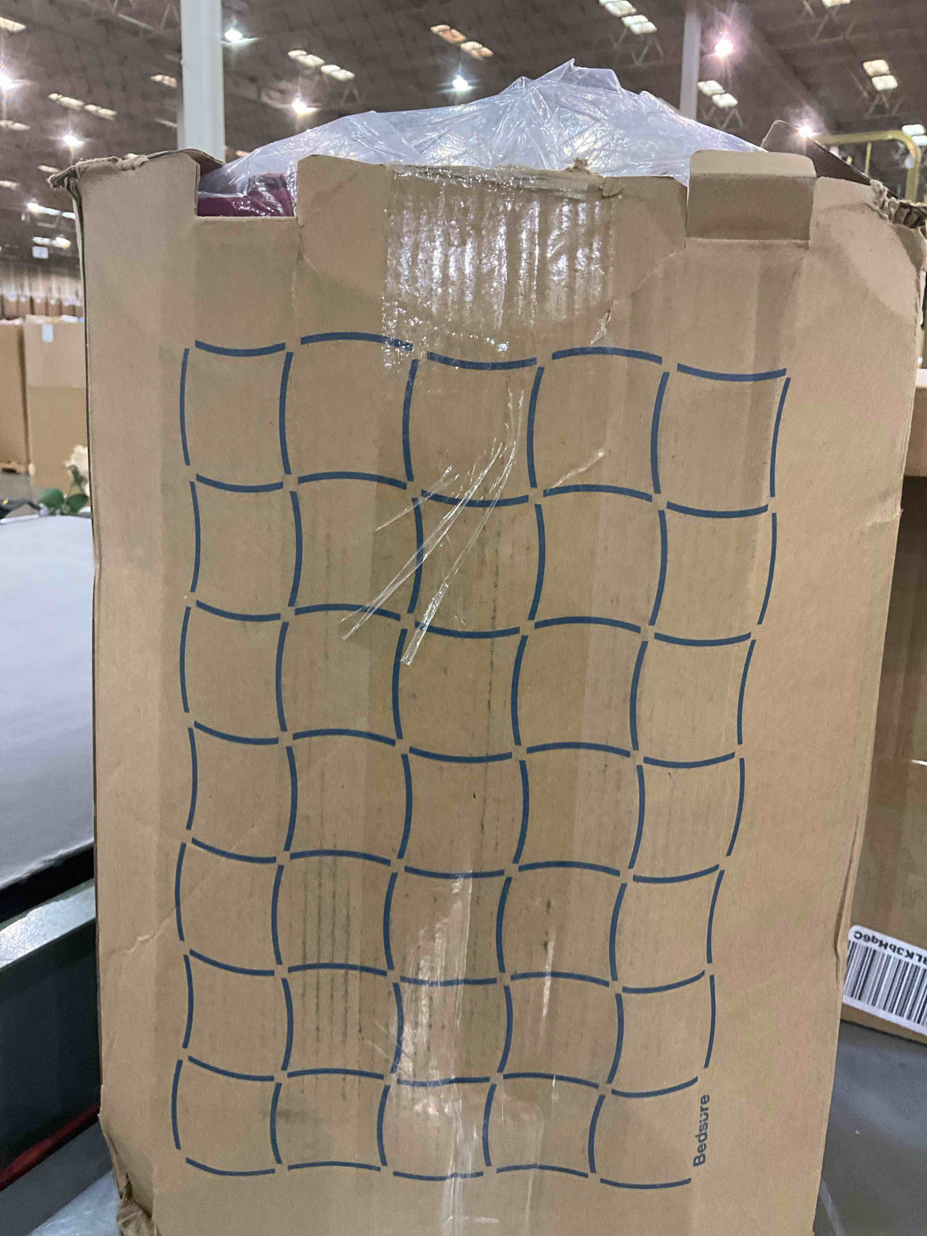 https://s3.amazonaws.com/lotting-images-prod/BargainHunt/EXS01312140_1710337480166.jpeg