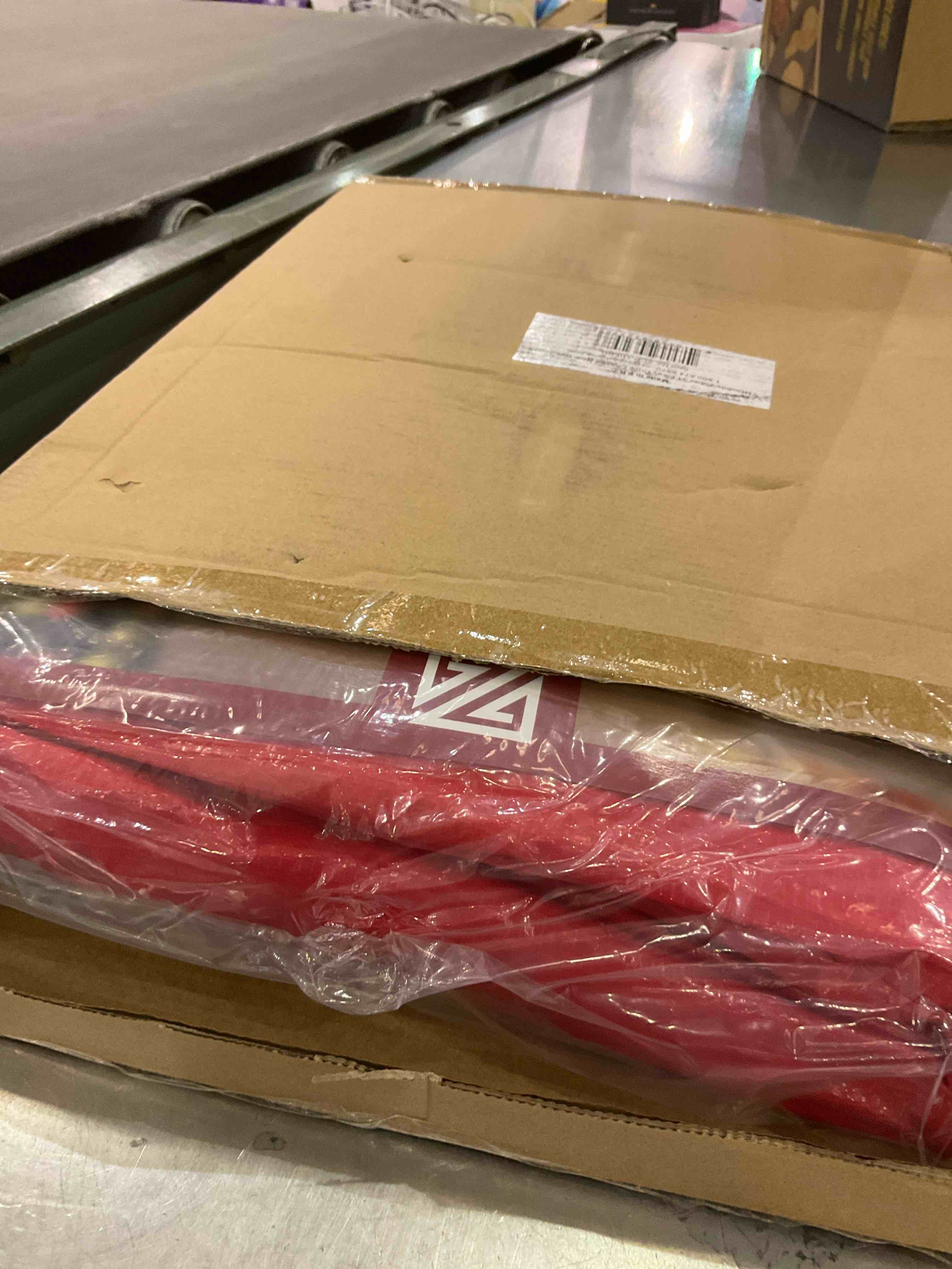 https://s3.amazonaws.com/lotting-images-prod/BargainHunt/EXS01312343_1710425604737.jpeg