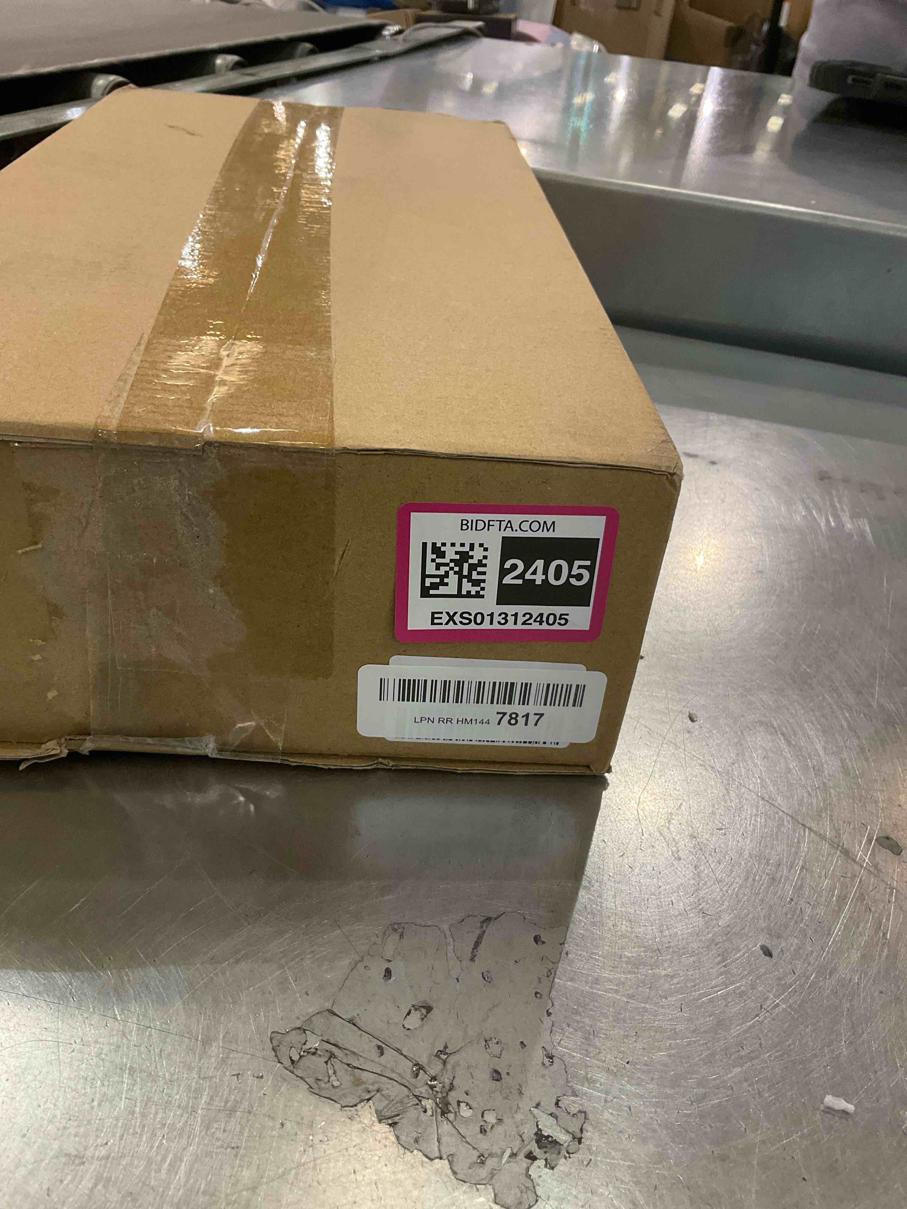 https://s3.amazonaws.com/lotting-images-prod/BargainHunt/EXS01312405_1710437346892.jpeg