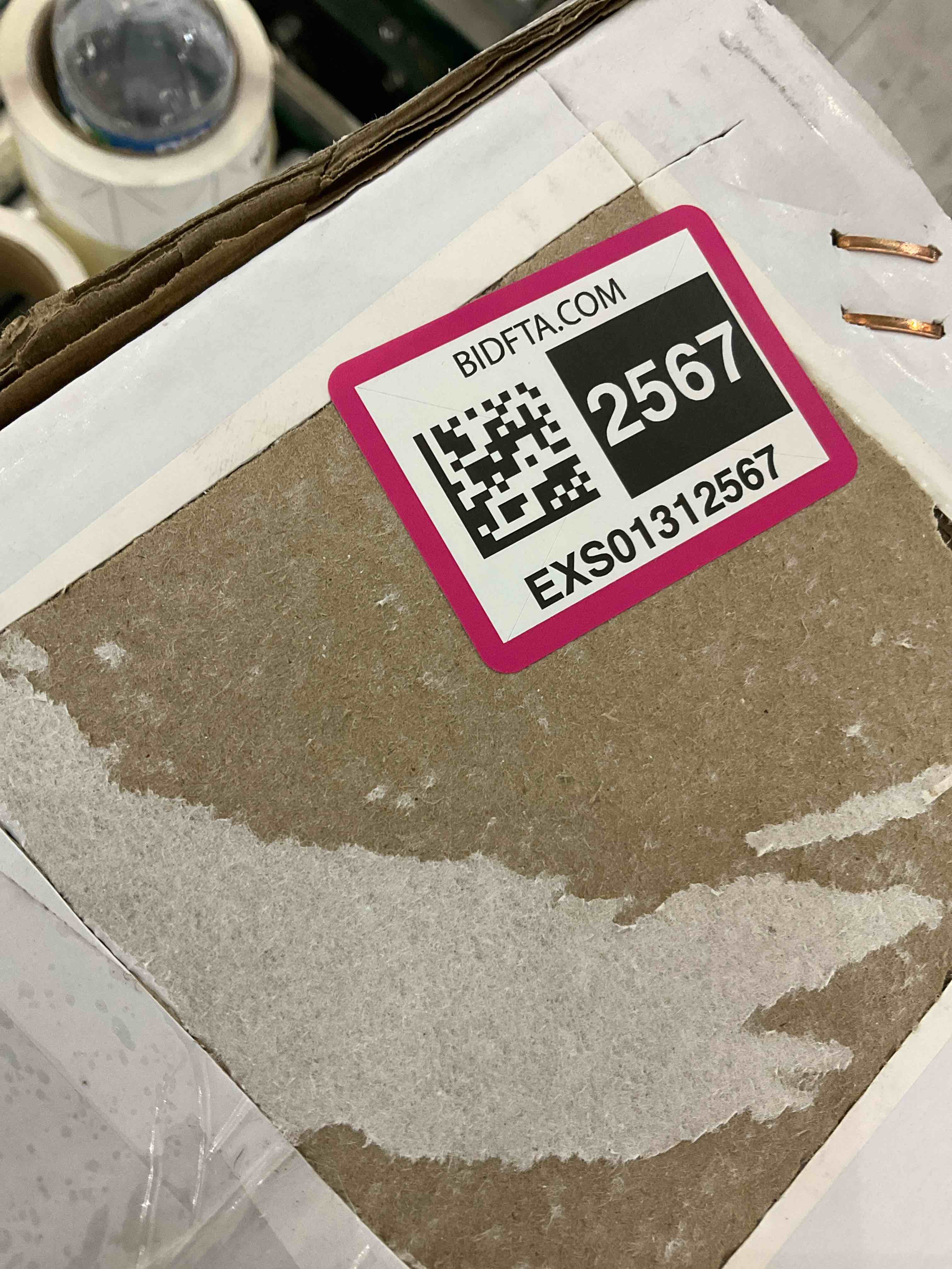 https://s3.amazonaws.com/lotting-images-prod/BargainHunt/EXS01312567_1710430158590.jpeg