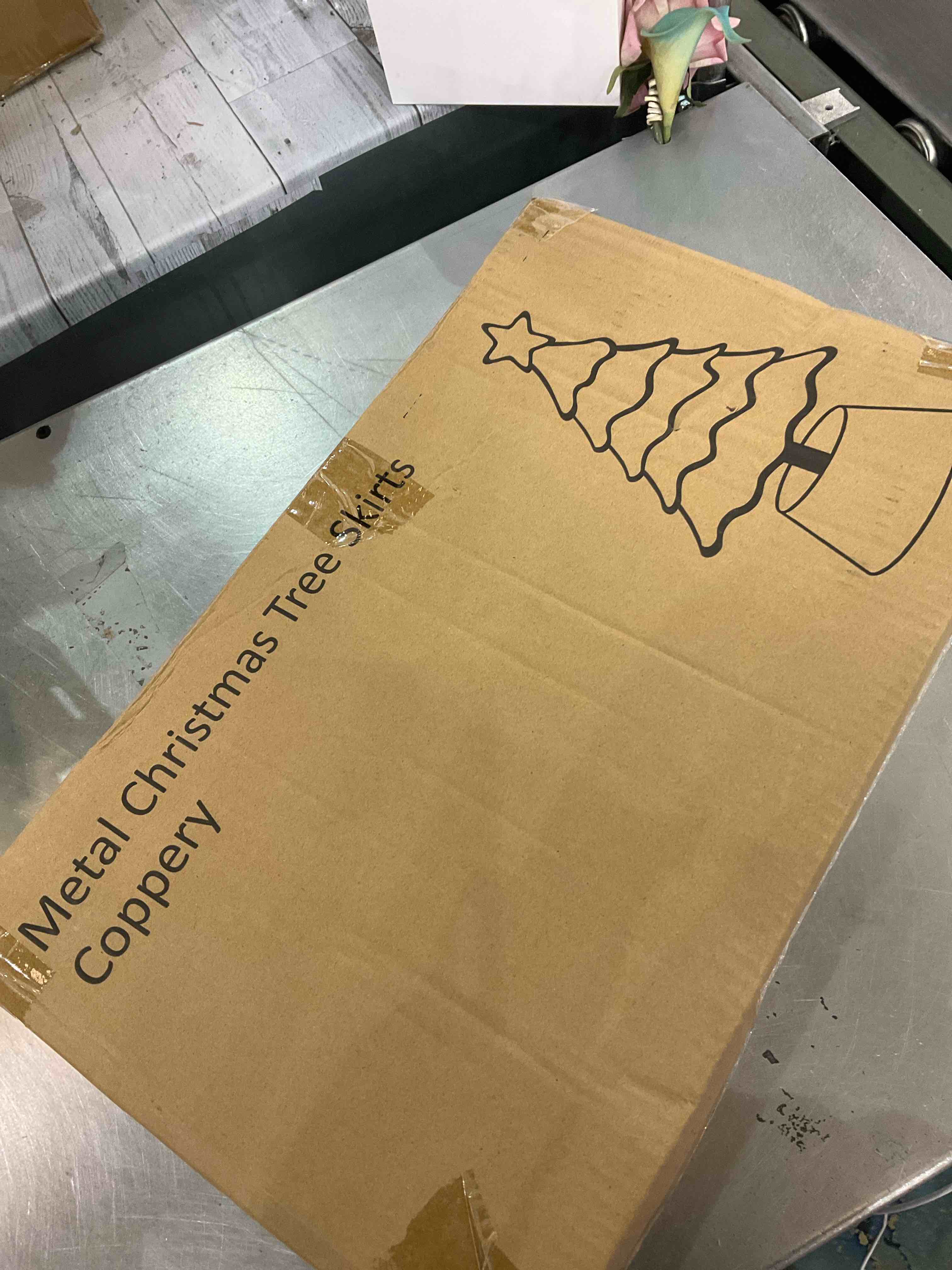 https://s3.amazonaws.com/lotting-images-prod/BargainHunt/EXS01312716_1710521458336.jpeg