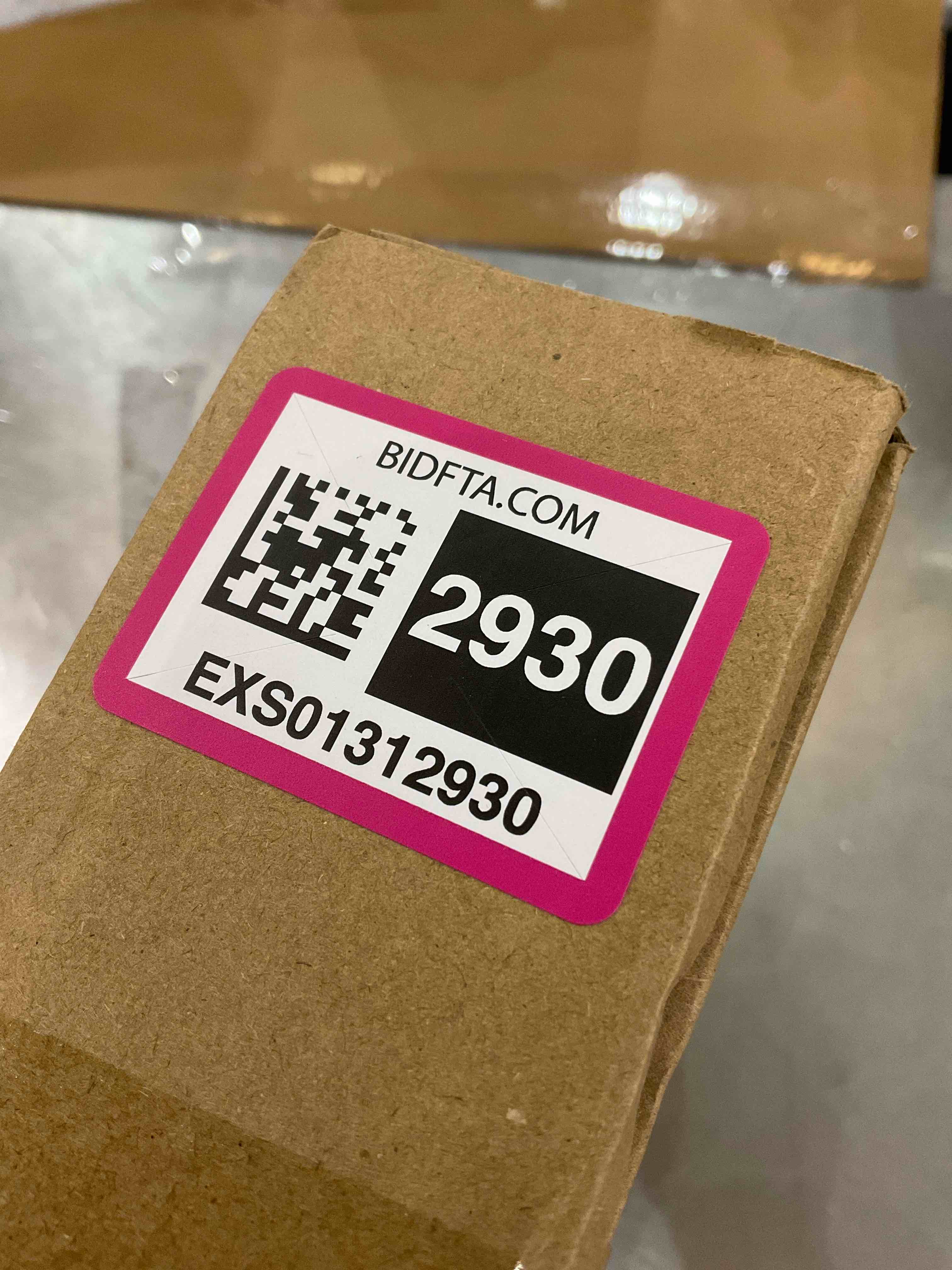 https://s3.amazonaws.com/lotting-images-prod/BargainHunt/EXS01312930_1710857284359.jpeg