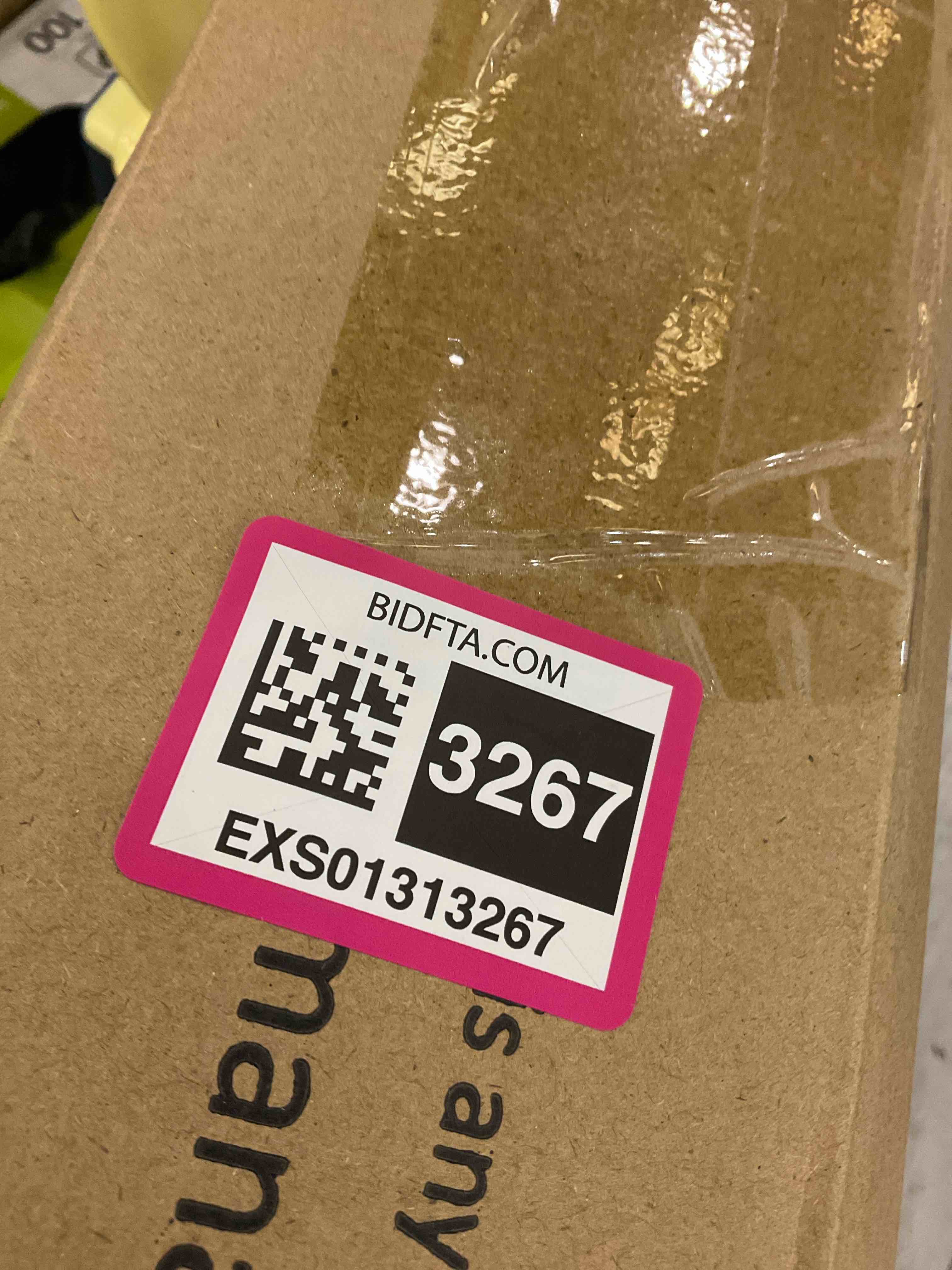 https://s3.amazonaws.com/lotting-images-prod/BargainHunt/EXS01313267_1714483981691.jpeg