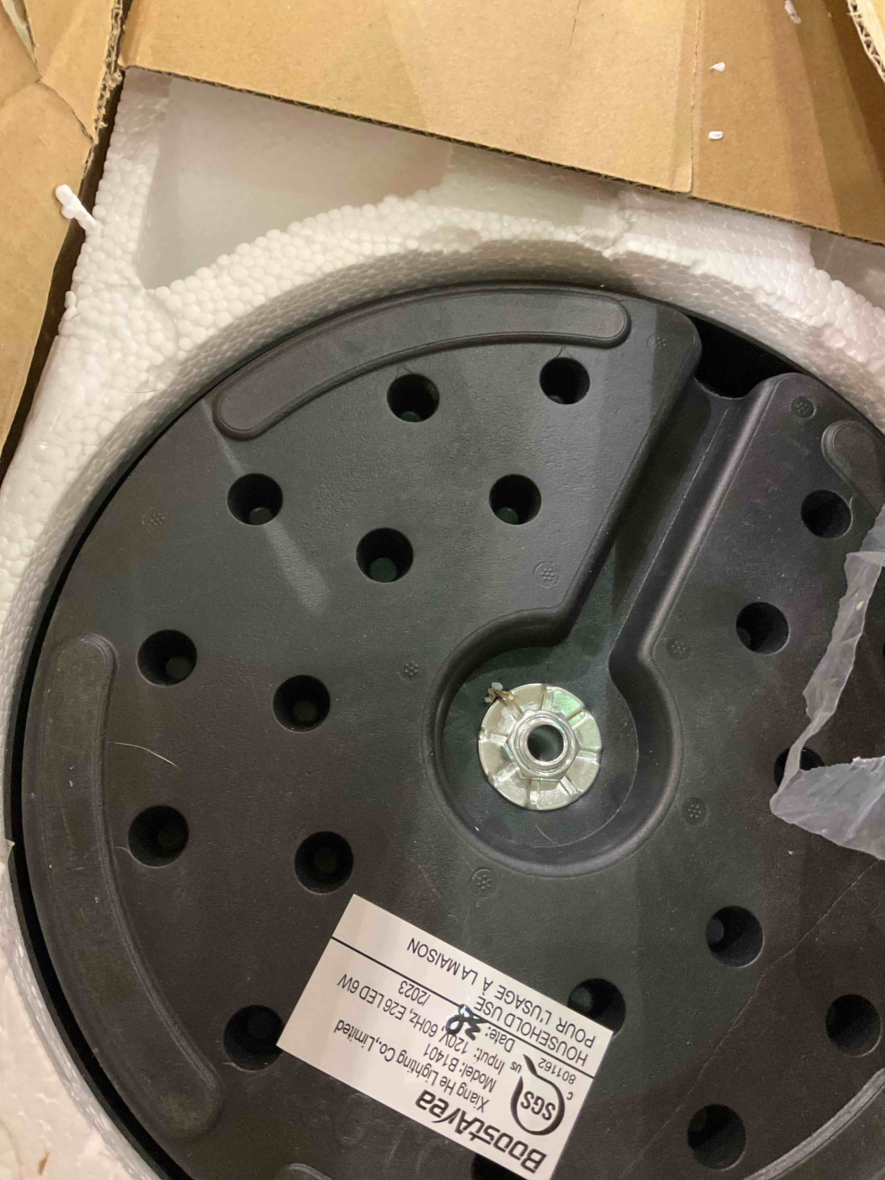 https://s3.amazonaws.com/lotting-images-prod/BargainHunt/EXS01313326_1714563394474.jpeg