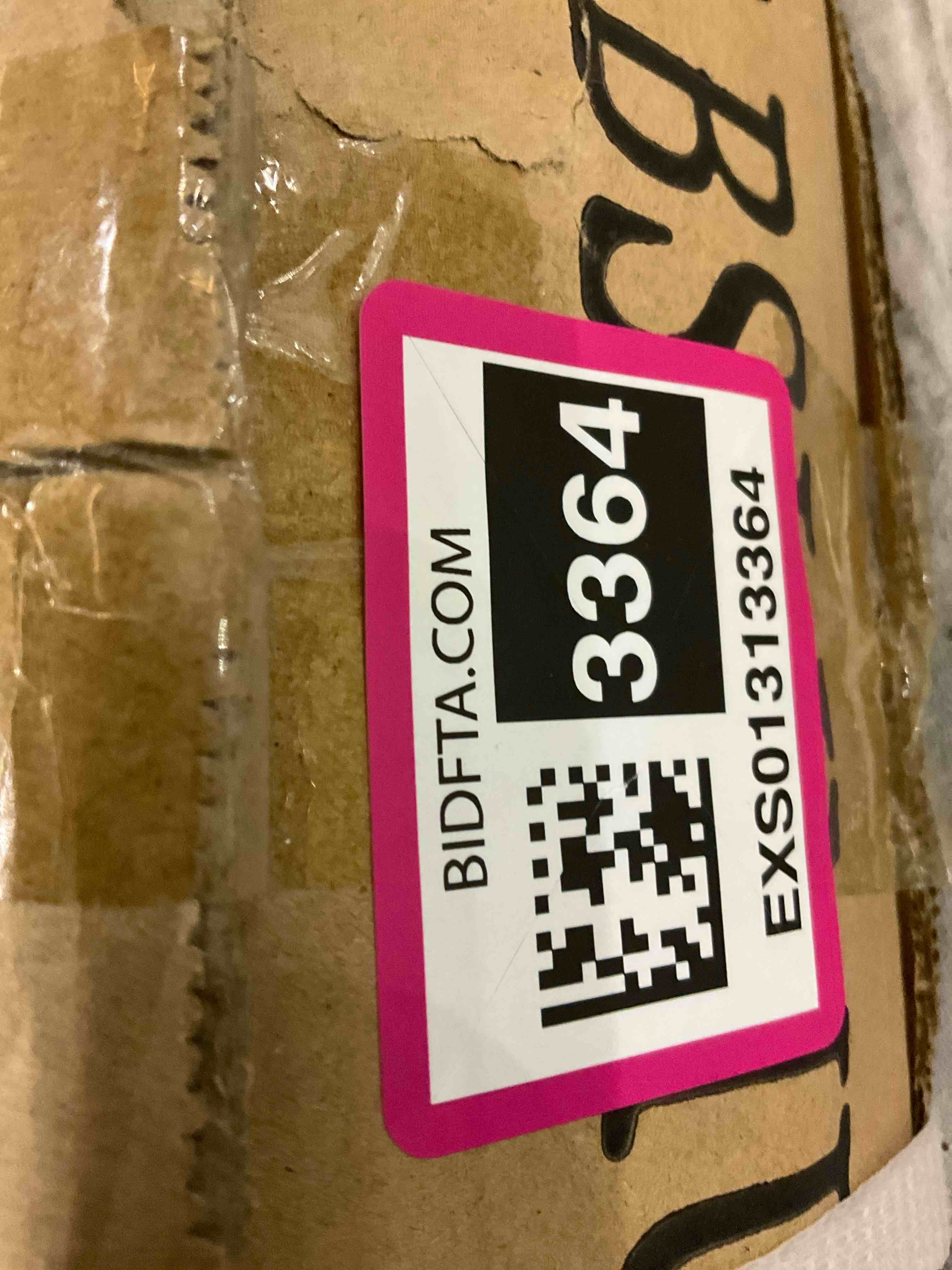 https://s3.amazonaws.com/lotting-images-prod/BargainHunt/EXS01313364_1714570934646.jpeg