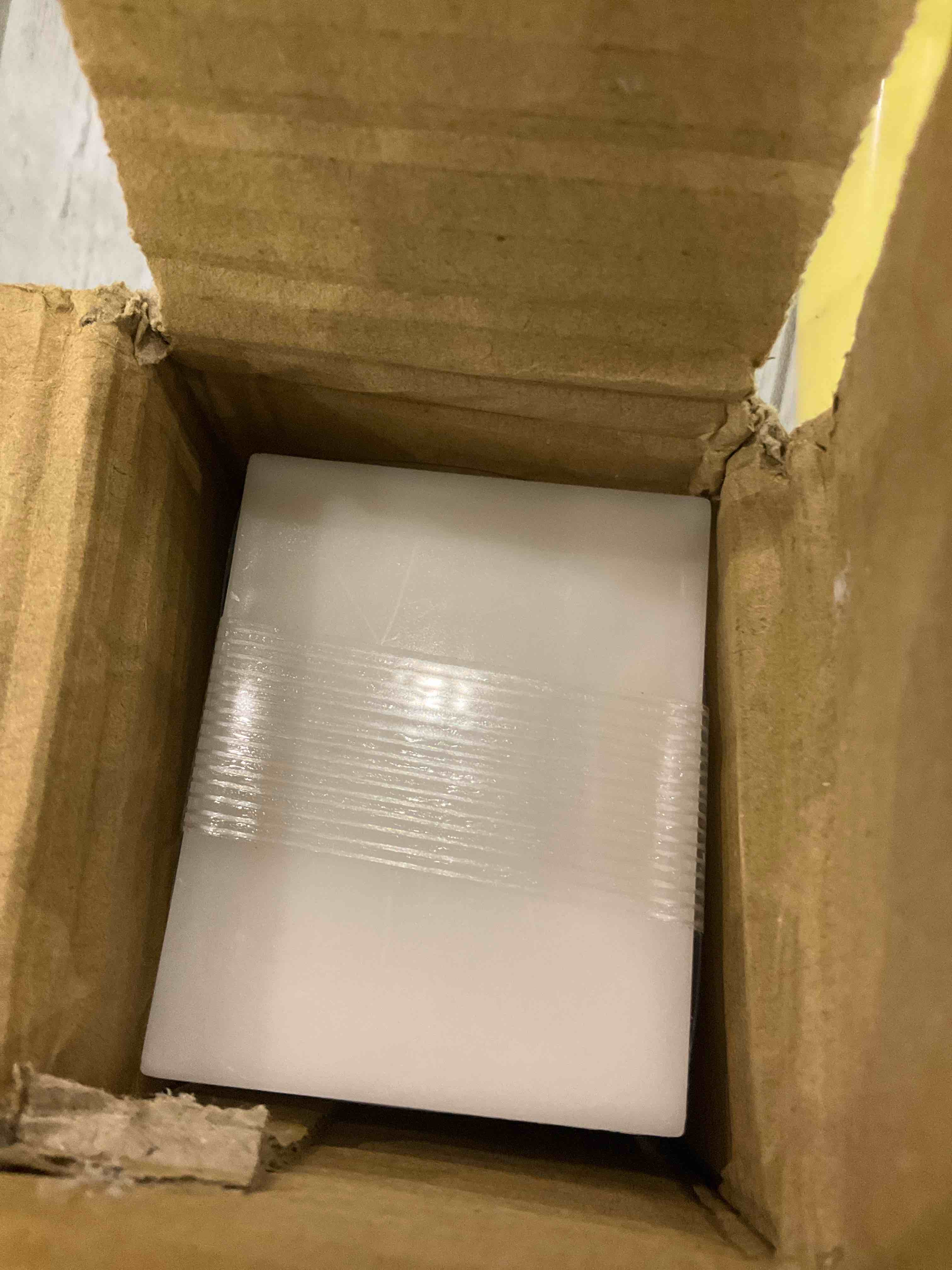 https://s3.amazonaws.com/lotting-images-prod/BargainHunt/EXS01313431_1714652109618.jpeg