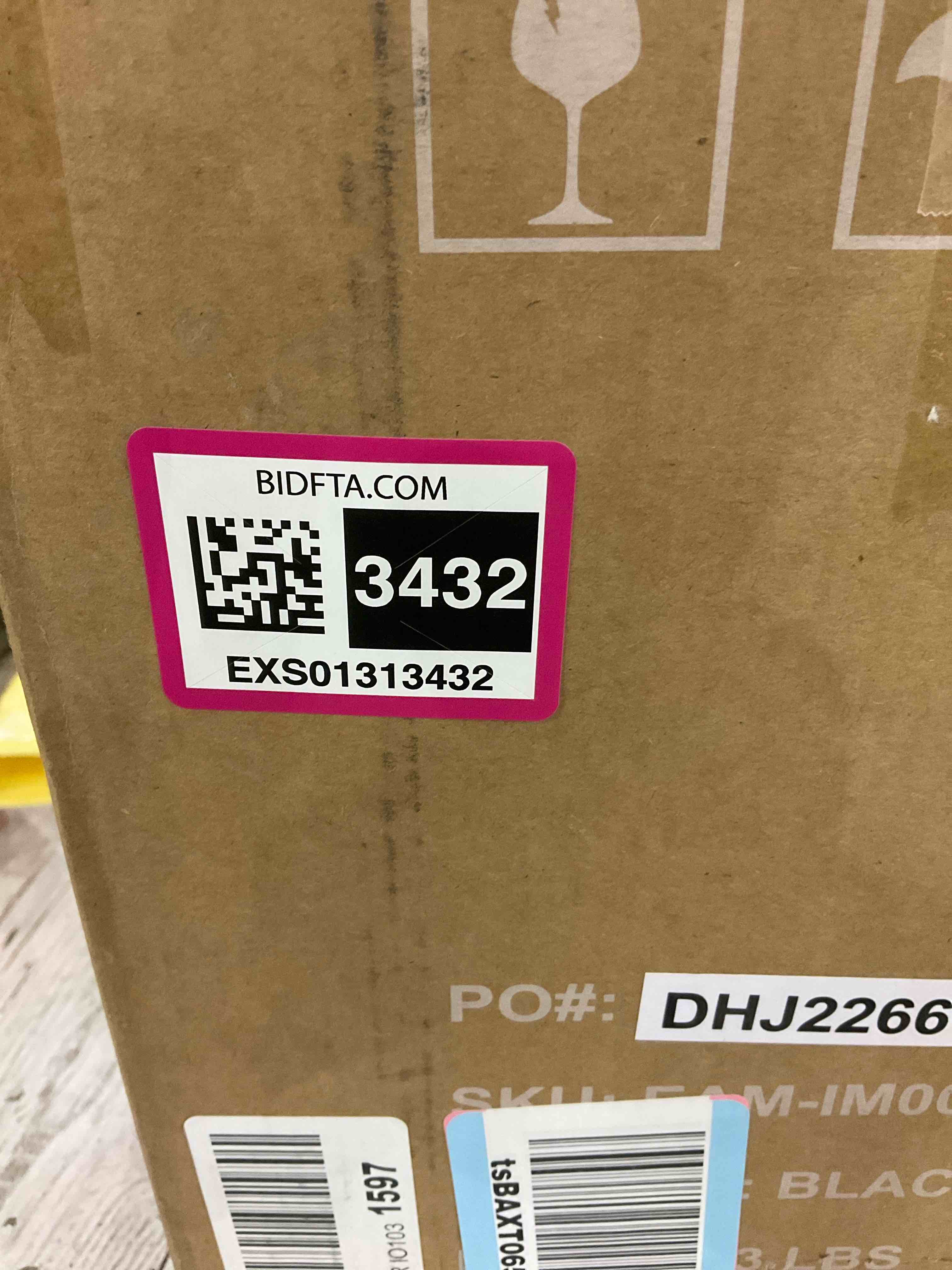 https://s3.amazonaws.com/lotting-images-prod/BargainHunt/EXS01313432_1714652295142.jpeg